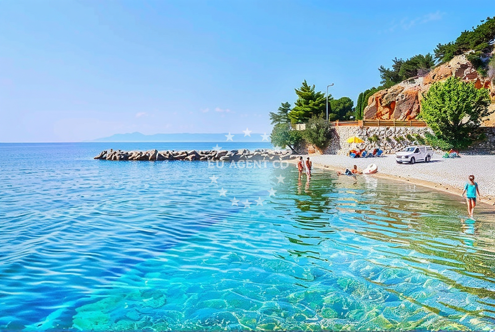 Additional view of Plisivac beach in 3 Hvarska ulica 1. KAT, Podgora