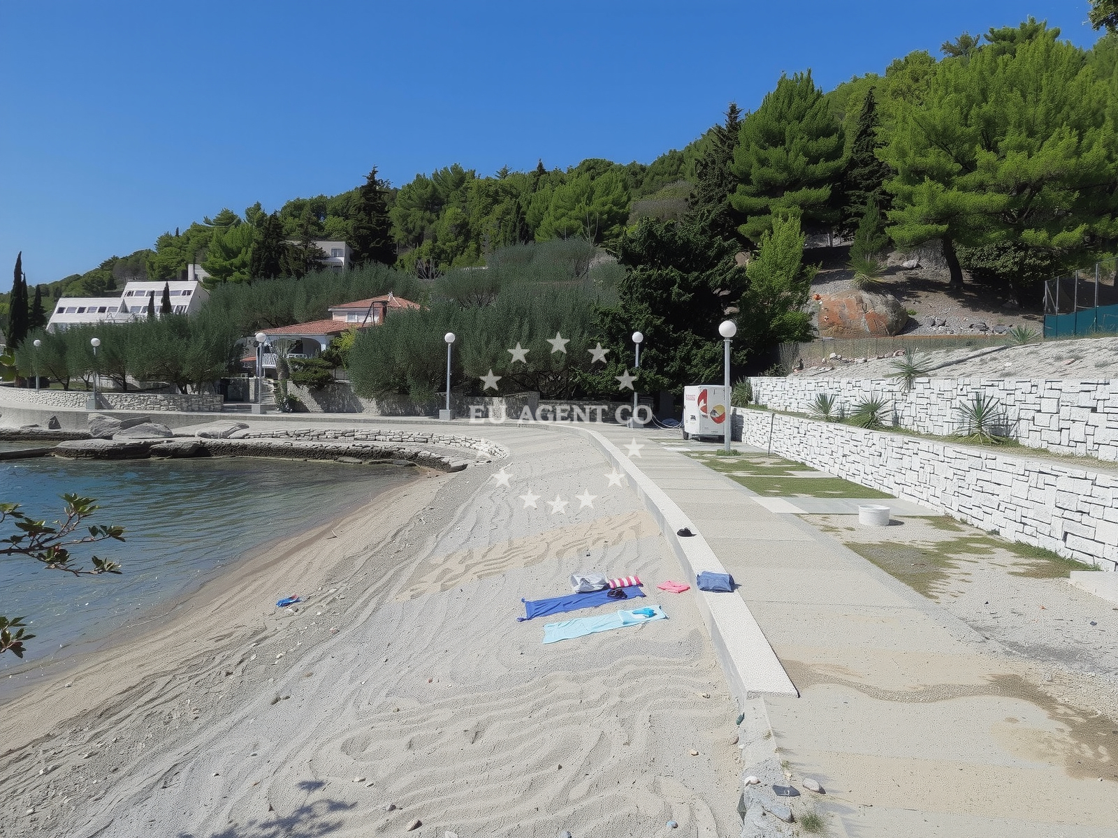 Overview of Plitvine beach in Obala 1 Obala1 br1 stambeno/poslovni objekat/BISTROBEPPO, Vela Luka