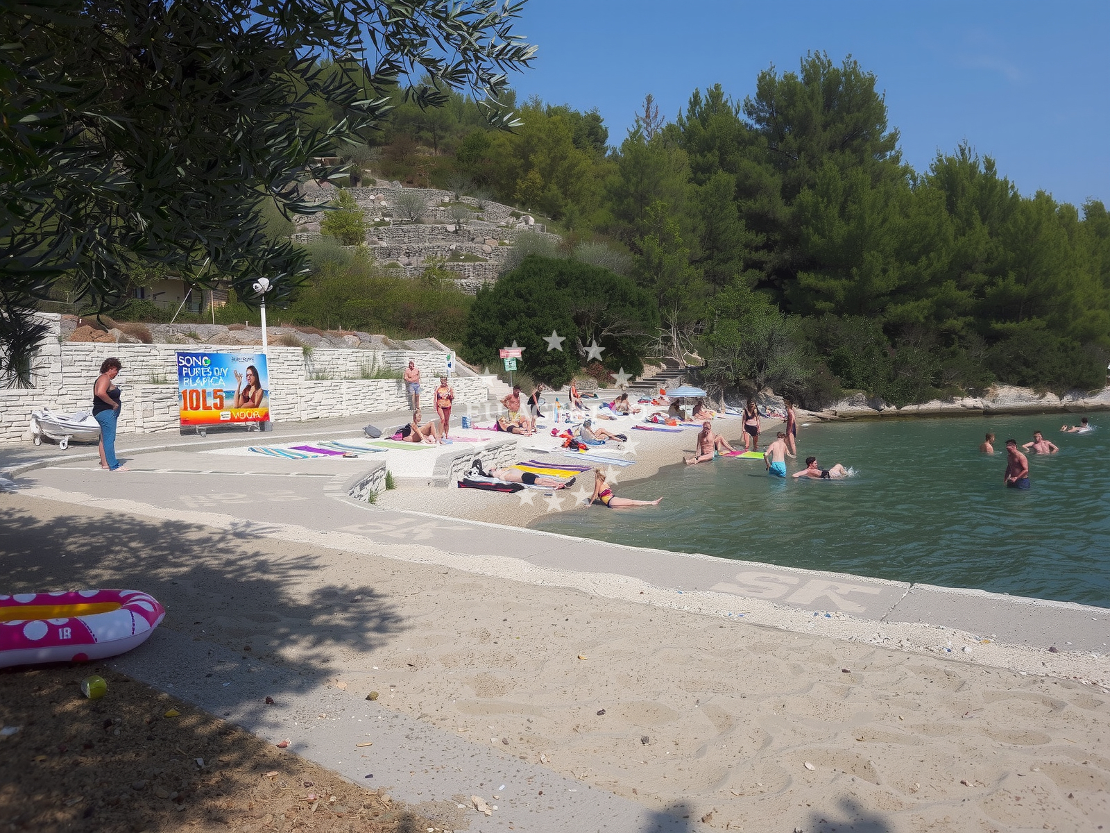 Shoreline and swimming area at Plitvine beach in Obala 1 Obala1 br1 stambeno/poslovni objekat/BISTROBEPPO, Vela Luka