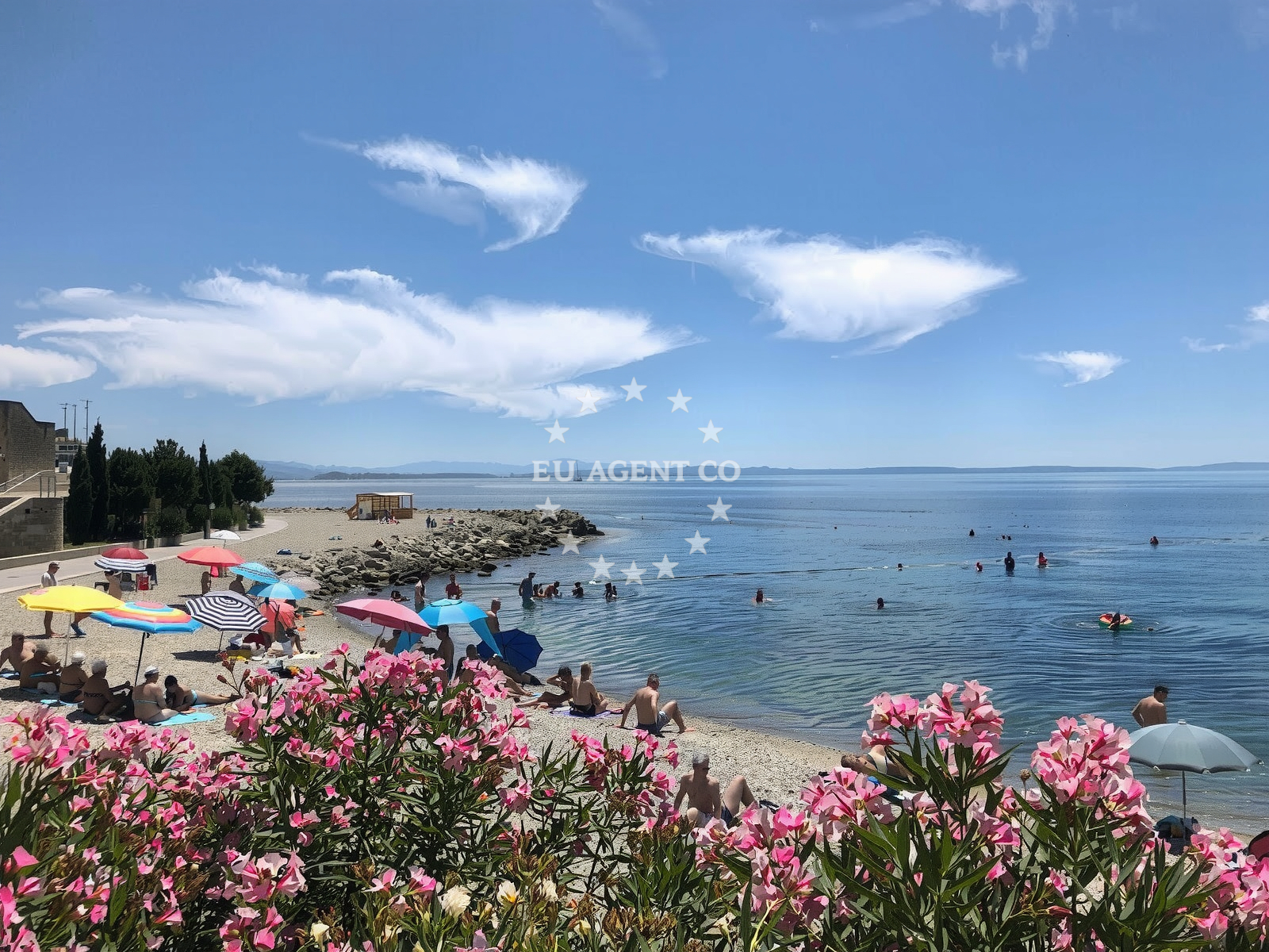 Sea and coastal view of Ploce beach in Ulica Marina Jakominića 3, Rijeka