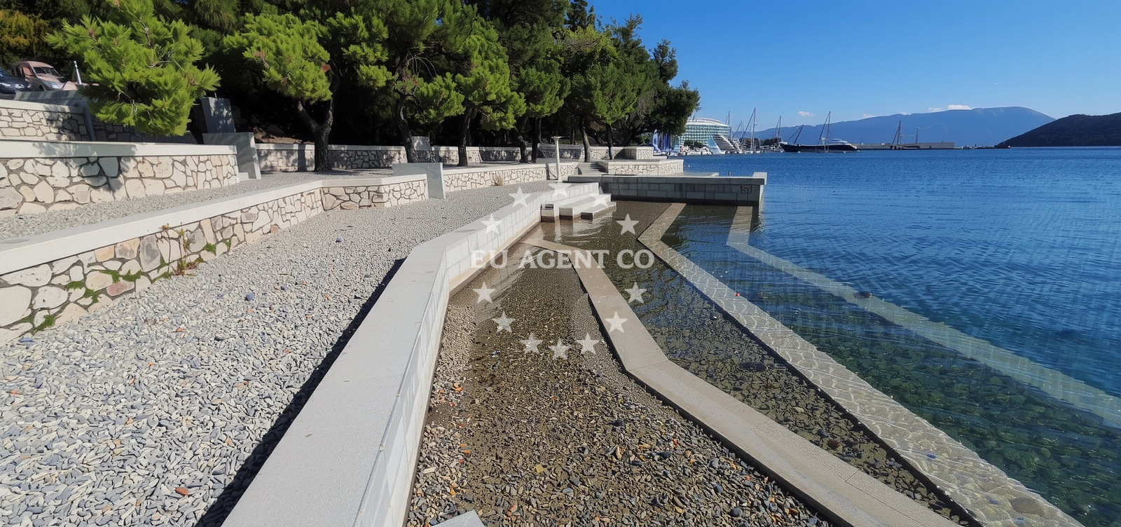 Sea and coastal view of Ploce beach in Ulica Andrije Kačića Miošića 6 Prizemlje, Ploče