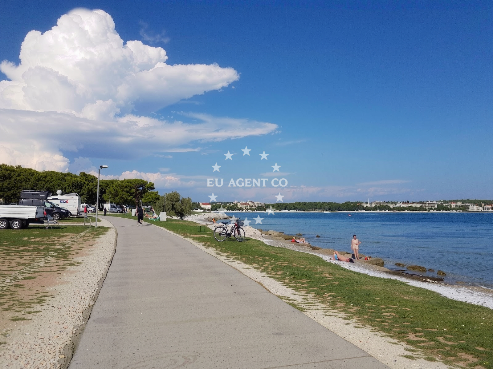 Beach facilities and surroundings at Plyazh Medulin in Munte 142 A, Premantura