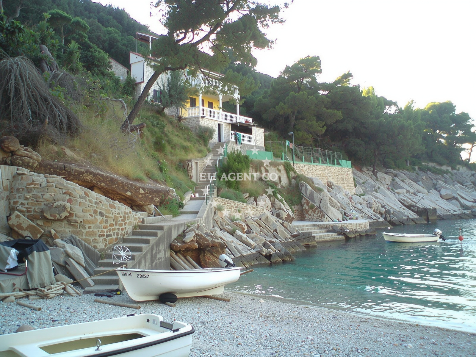 Additional view of Pobij beach in Gdinj 230, Gdinj