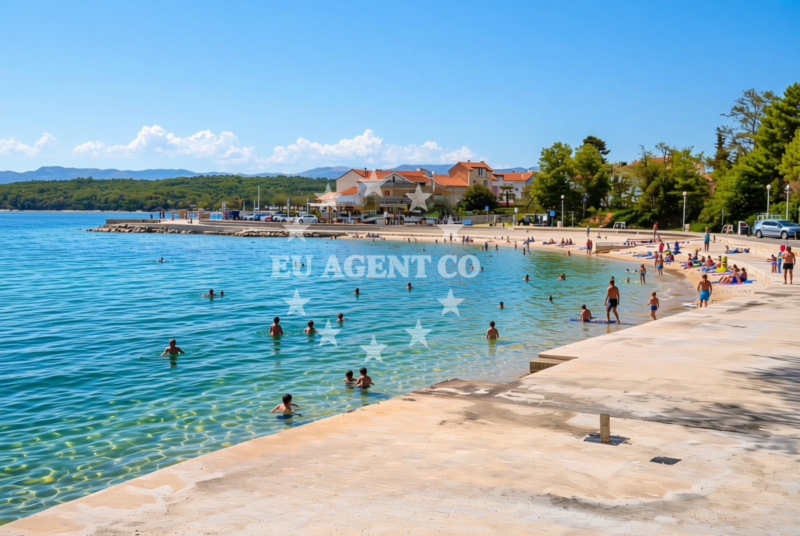 Beach facilities and surroundings at Pod crkvu (Miramare), Njivice (Krk) Beach in Pod crkvu (Miramare)