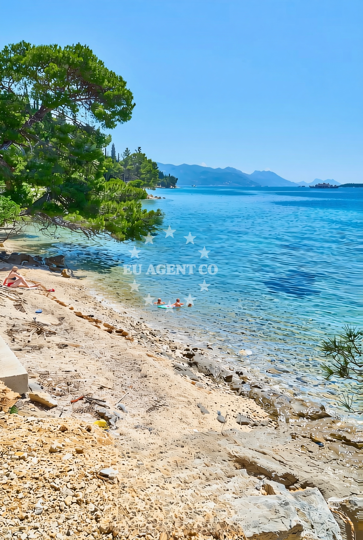 Beach facilities and surroundings at Pod Gospu sredina 2, Orebić Beach in Pod Gospu sredina 2