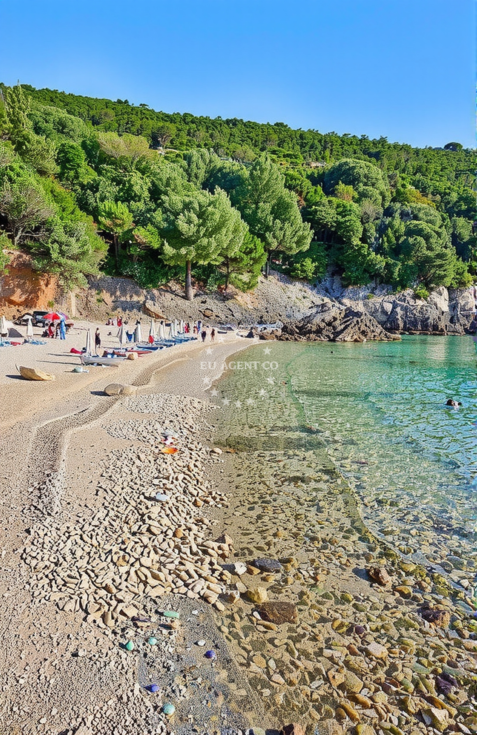 Additional view of Pod Sadic beach in Ustrine 38, Ustrine