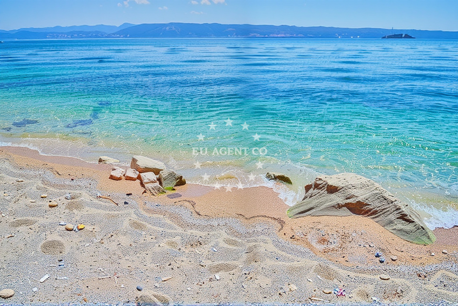 Additional view of Podstrana beach in Ulica Mile Gojsalića 45 D, Podstrana