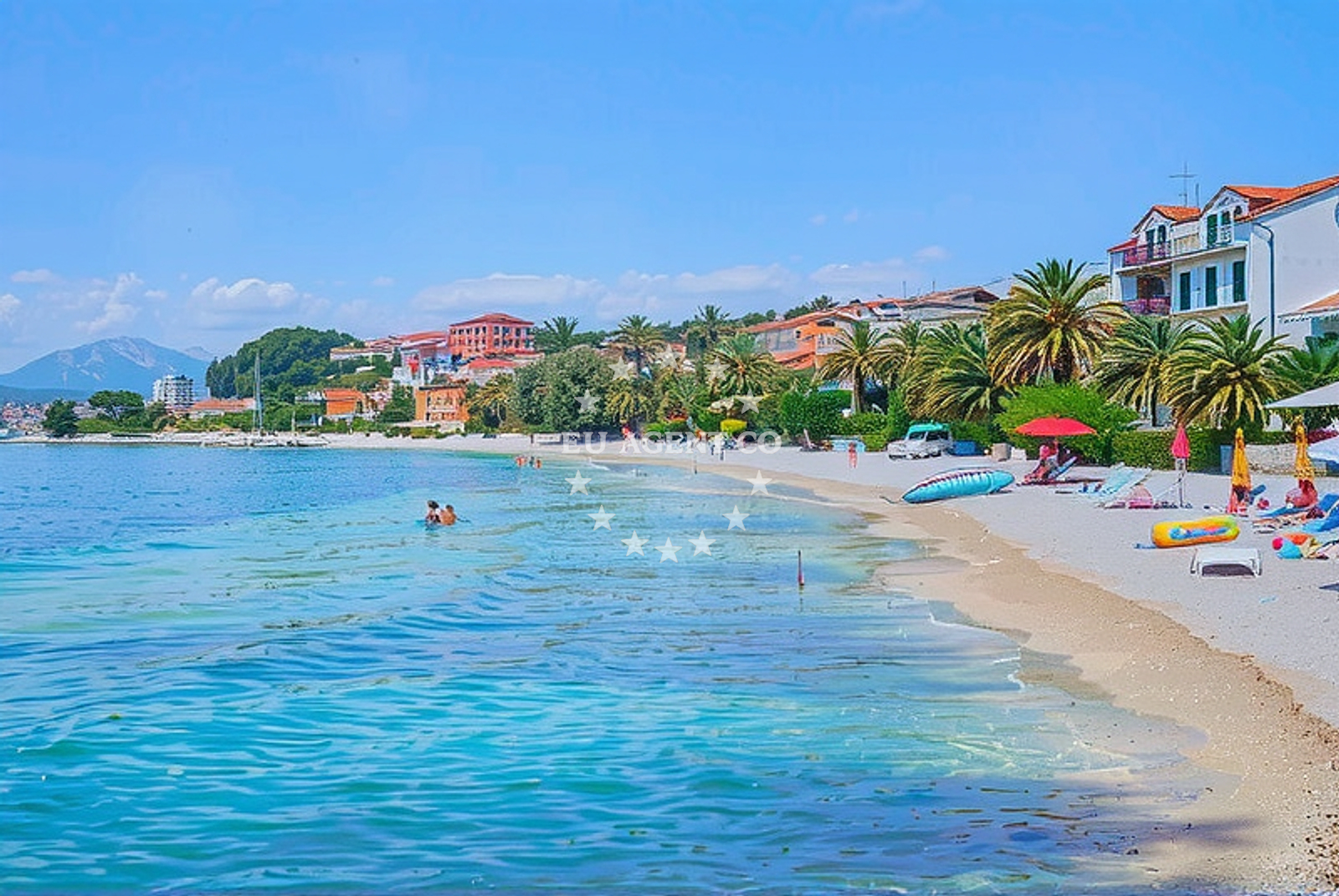 Additional view of Podstrana beach in Ulica Mile Gojsalića 45 D, Podstrana