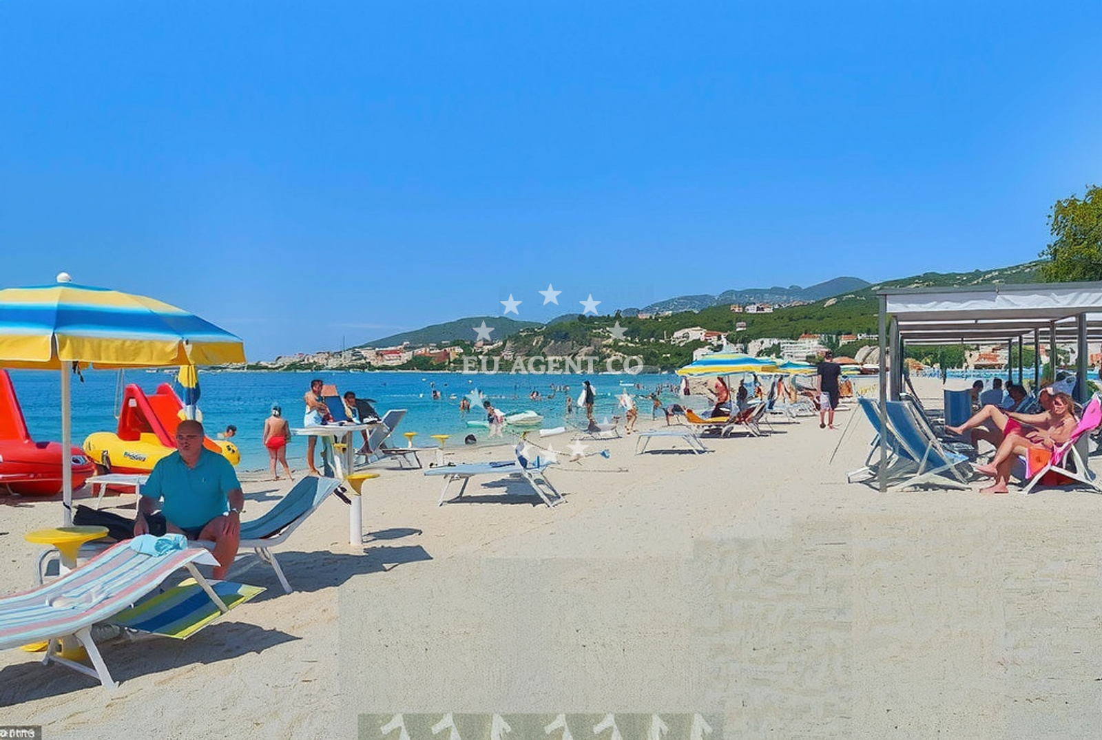 Additional view of Poli Mora beach