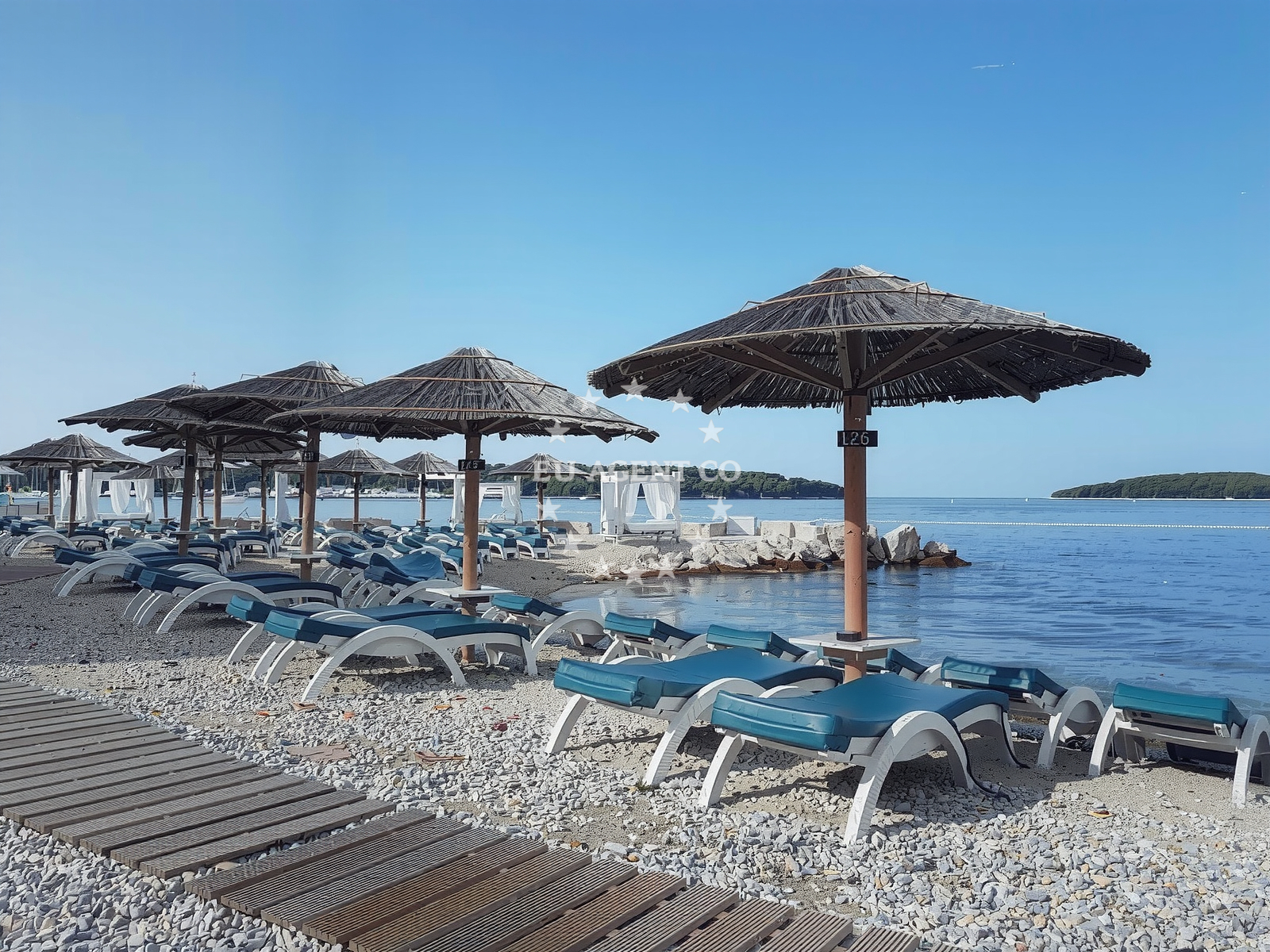 Overview of Polidor beach in 15 Coki ulica, Funtana
