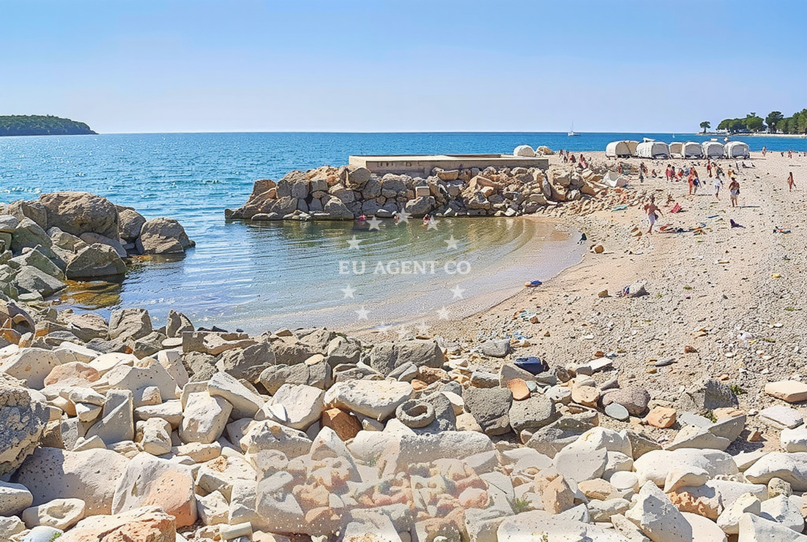 Additional view of Polidor beach in 15 Coki ulica, Funtana