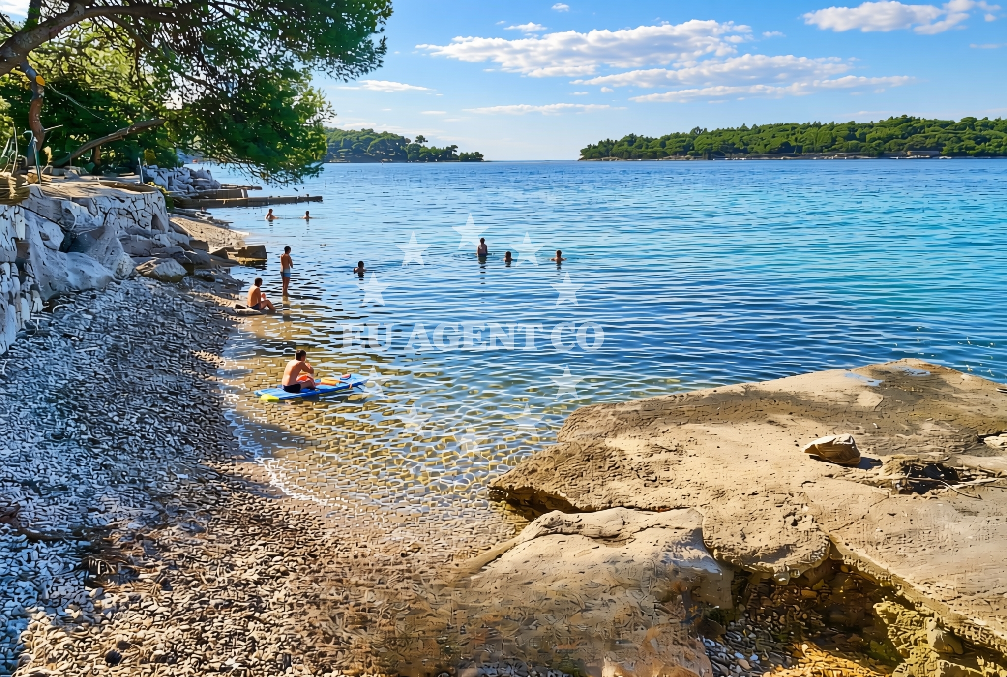 Additional view of Poljana jug, Mali Lošinj (Lošinj) Beach in Poljana jug