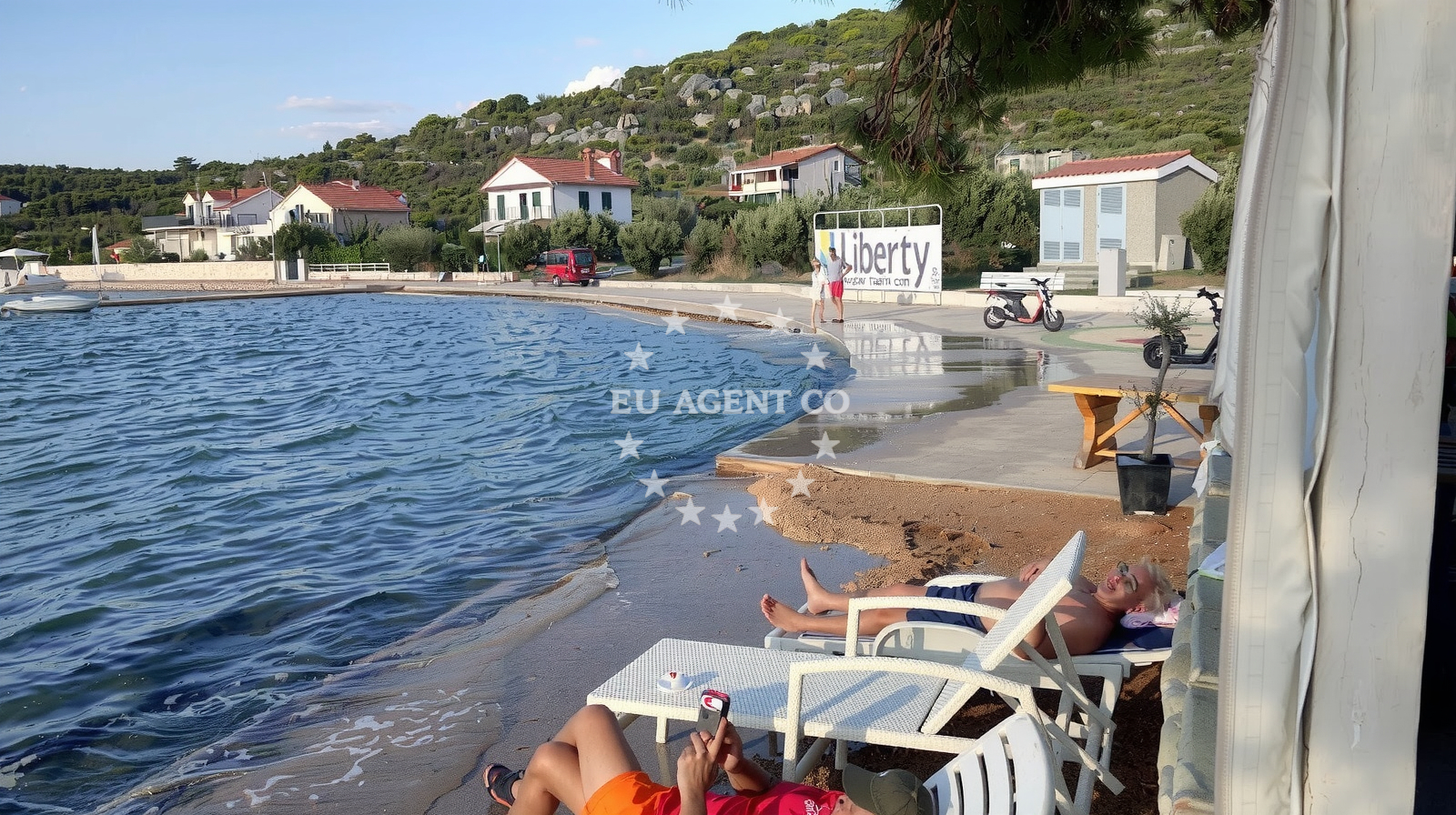 Beach facilities and surroundings at Polokva Beach in Put sela 2, Kaprije, Kaprije