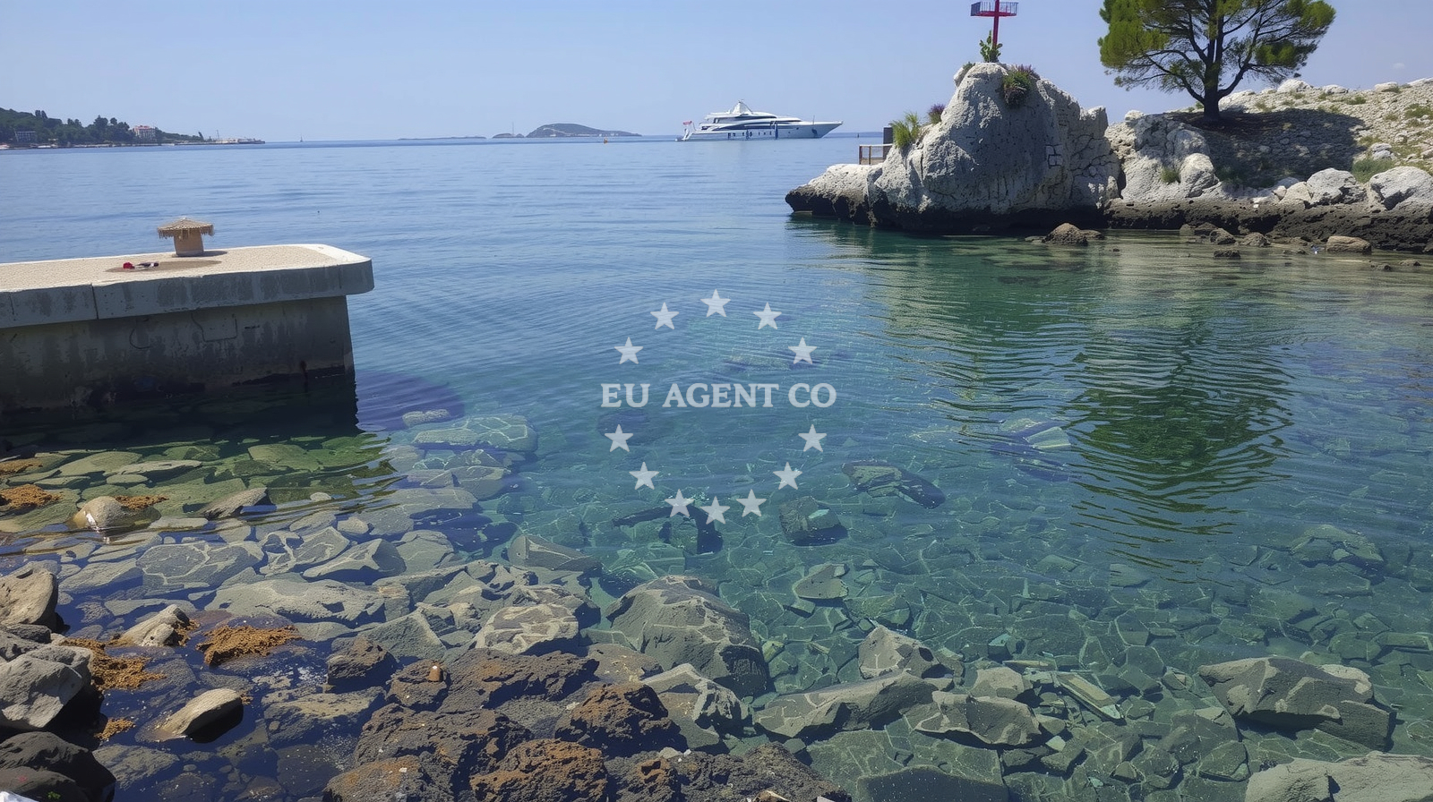 Overview of Ponta beach in Pavloviceva 5, Cavtat