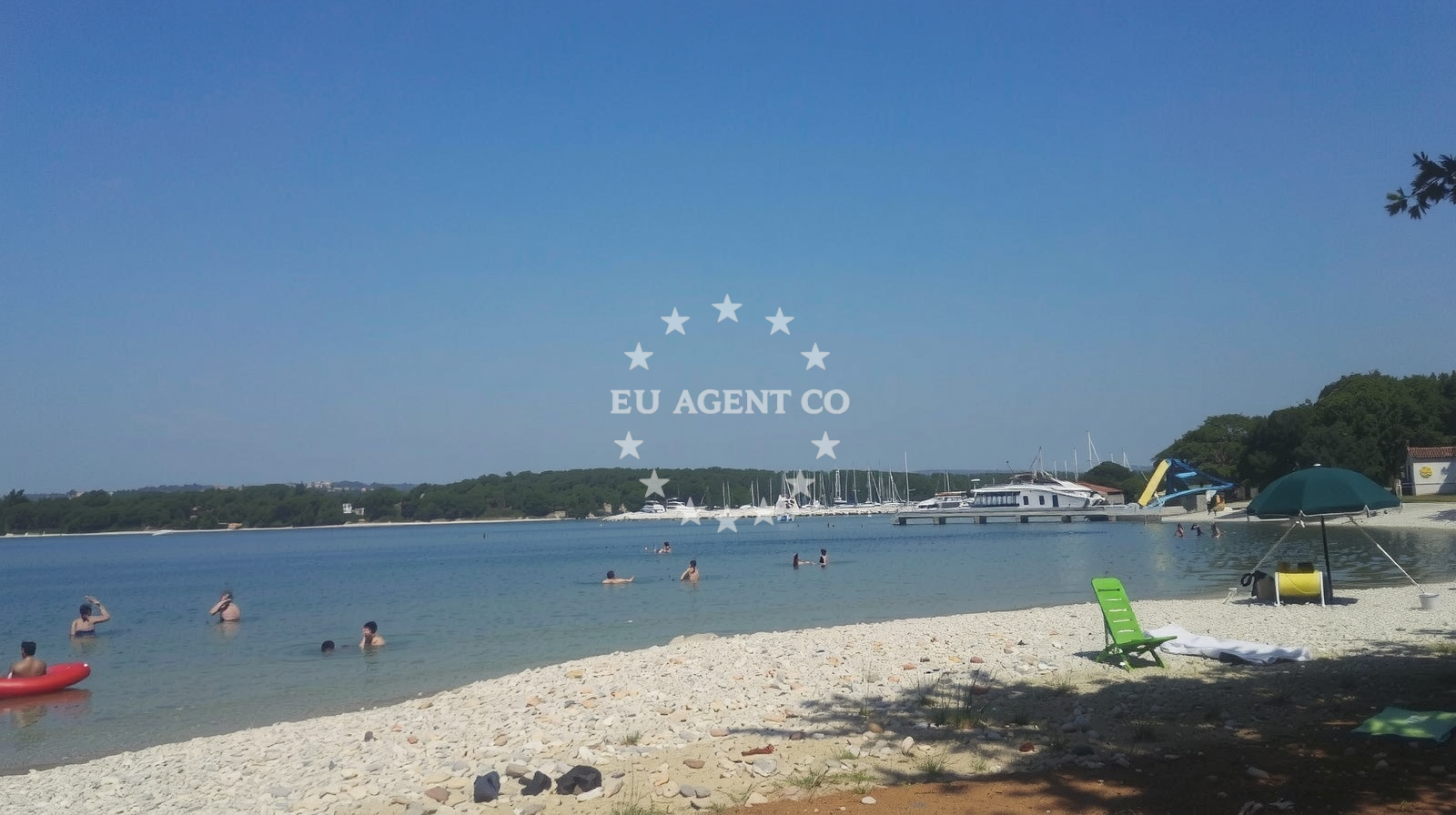 Additional view of Porat beach in Kadulja 12, Poreč