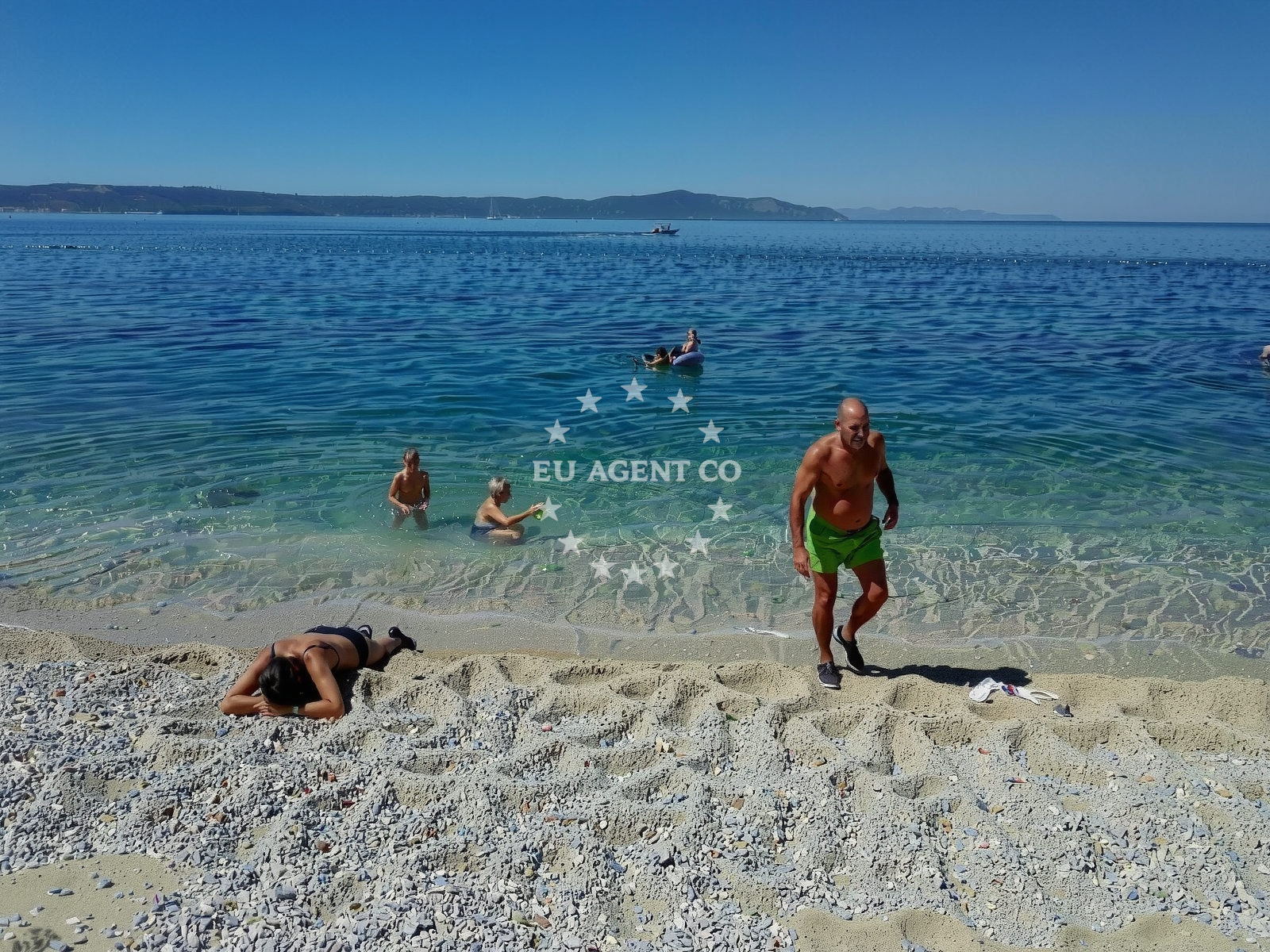 Additional view of Porat beach in Porat 116, Živogošće