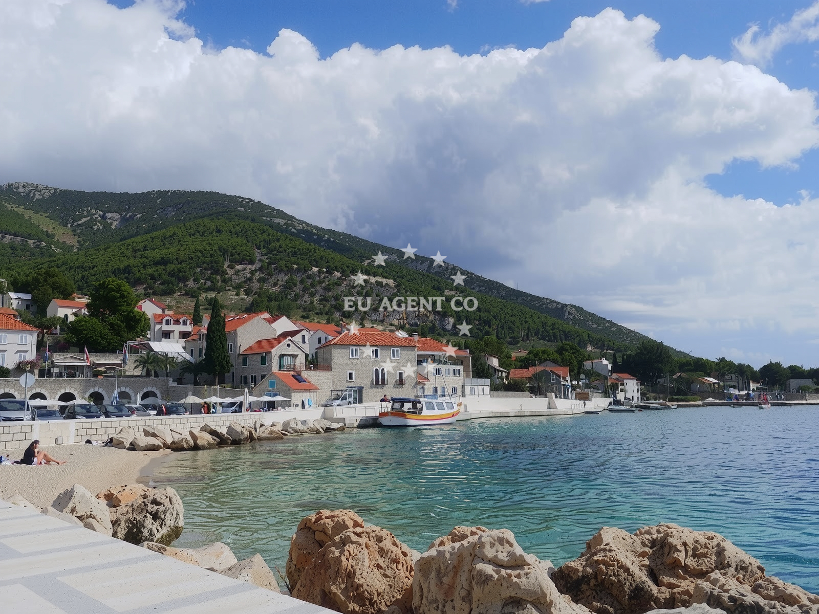 Shoreline and swimming area at Port Bol beach in Hrvatskih Domobrana 77, Bol