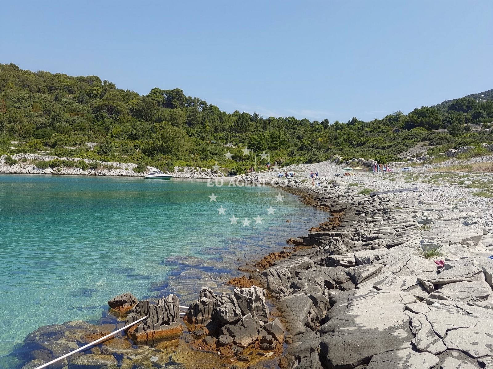 Shoreline and swimming area at Portic beach in Put sela 2, Kaprije, Kaprije