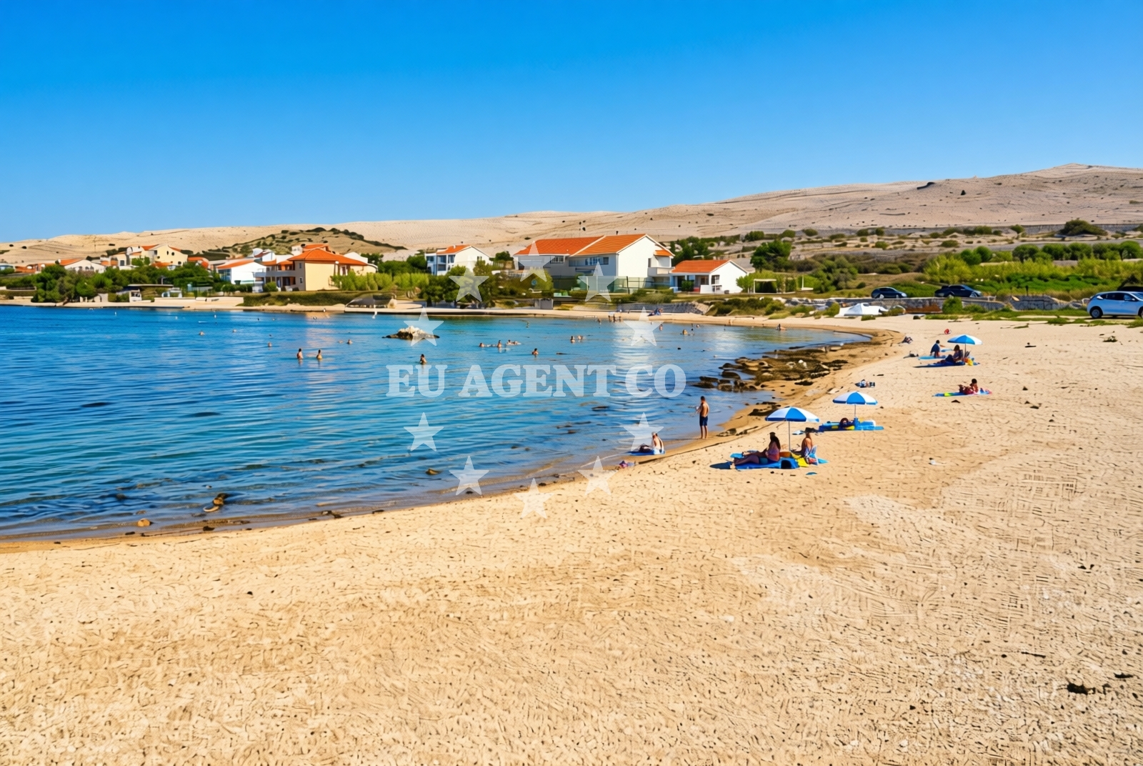 Shoreline and swimming area at Portić sjever, Kustići (Pag) Beach in Portić sjever