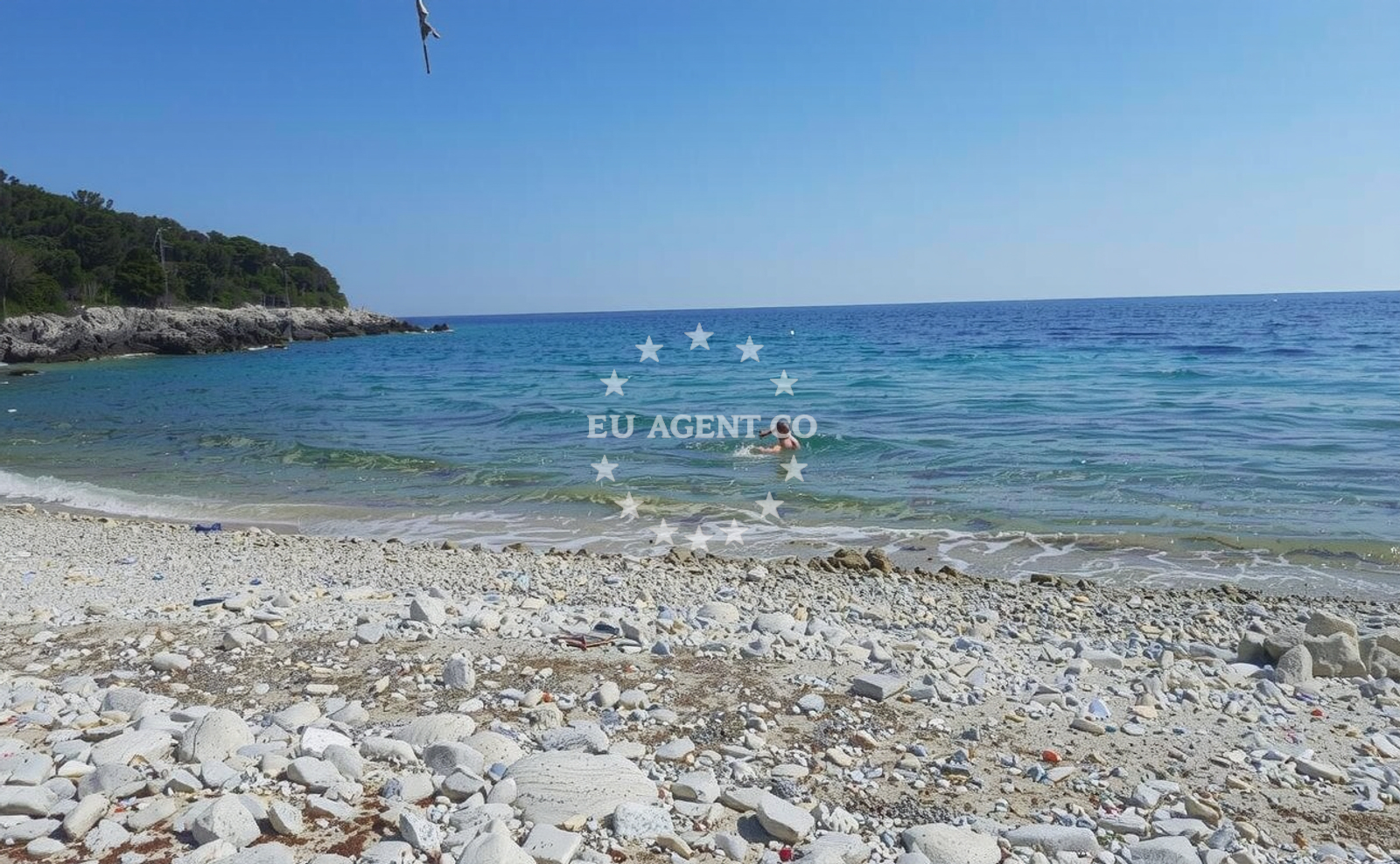 Additional view of Portogruaresi beach in Gager 239A, Jakišnica