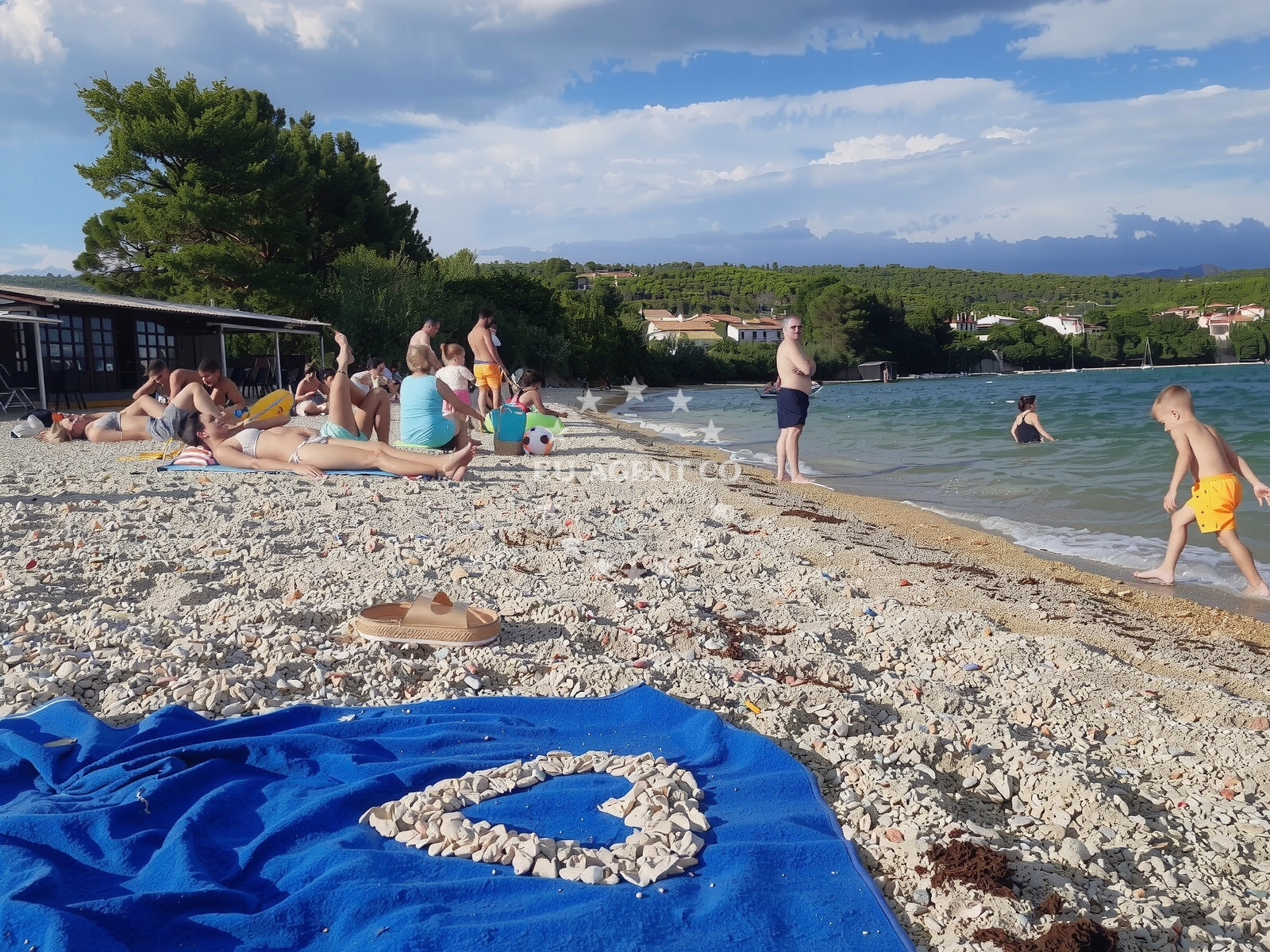 Sea and coastal view of Posedarje beach in Marinka Vedrića 50, Posedarje