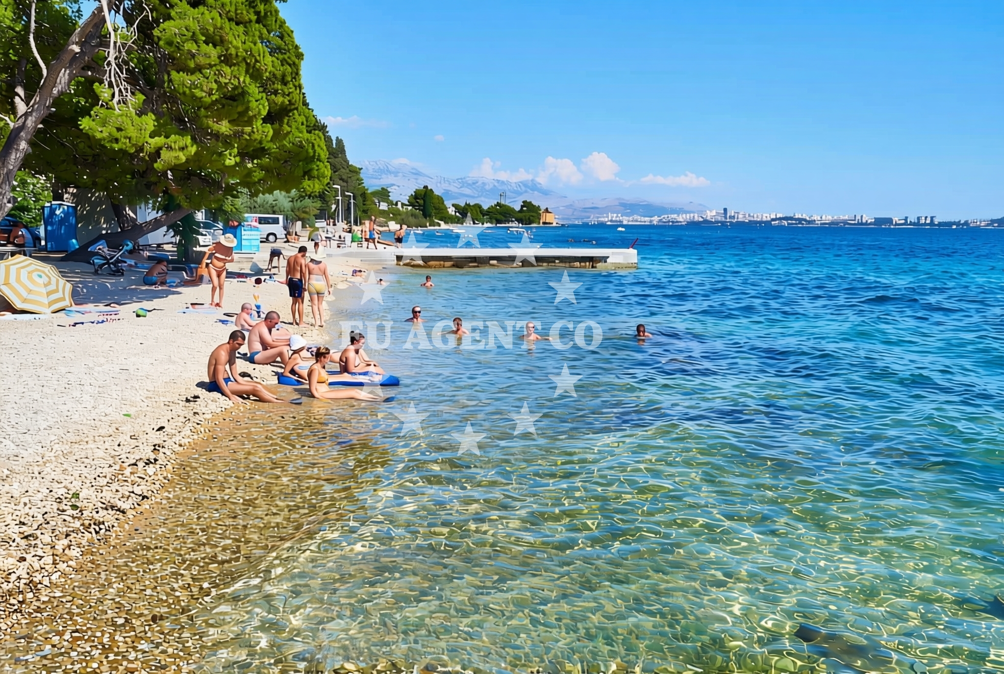 Sea and coastal view of Poštanski (Puntica), Kaštel Lukšić Beach in Poštanski (Puntica)