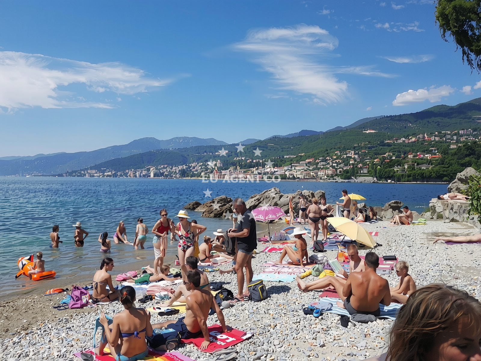Shoreline and swimming area at Preluk beach in Ivana i Matka Baštijana 2b , Matulji