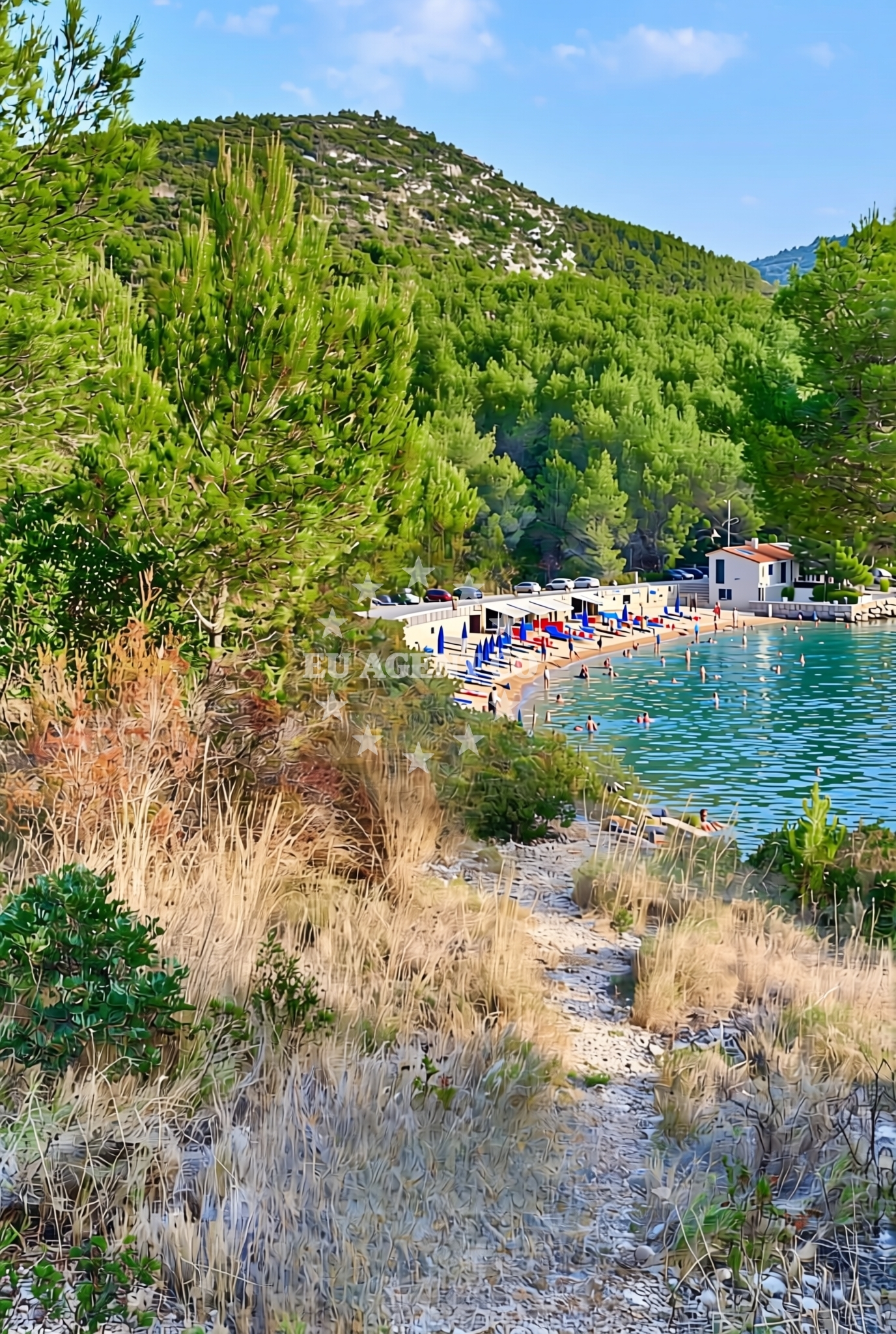 Beach facilities and surroundings at Pribinja sjever, Hvar (Hvar) Beach in Pribinja sjever