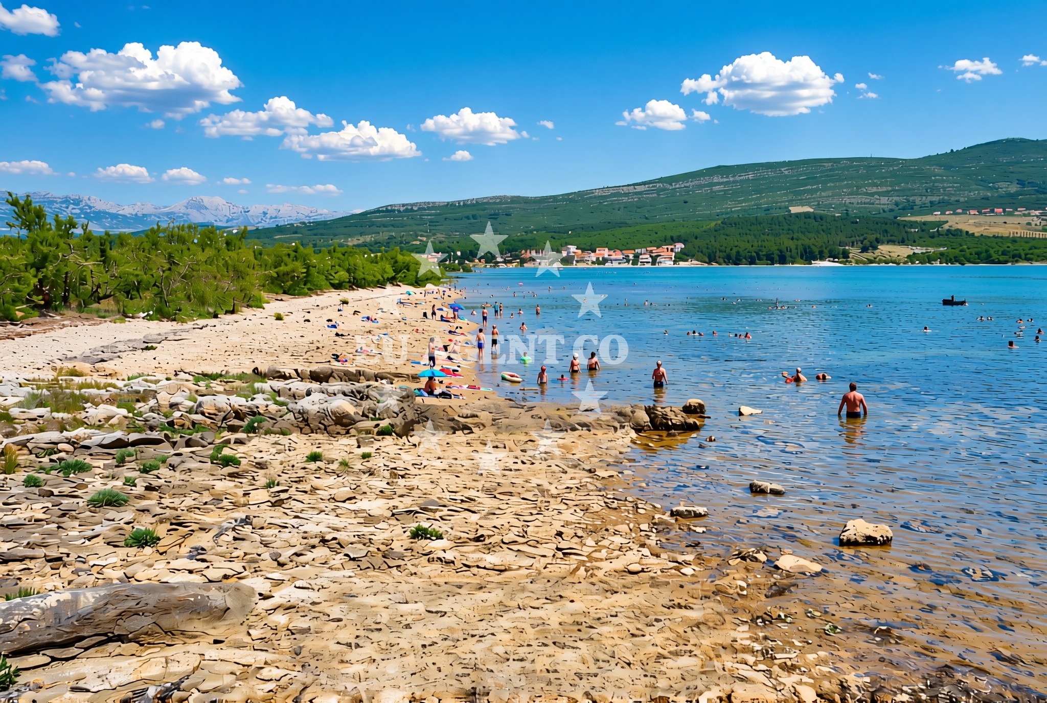 Overview of Pridraga: beaches and coves (14) in Pridraga