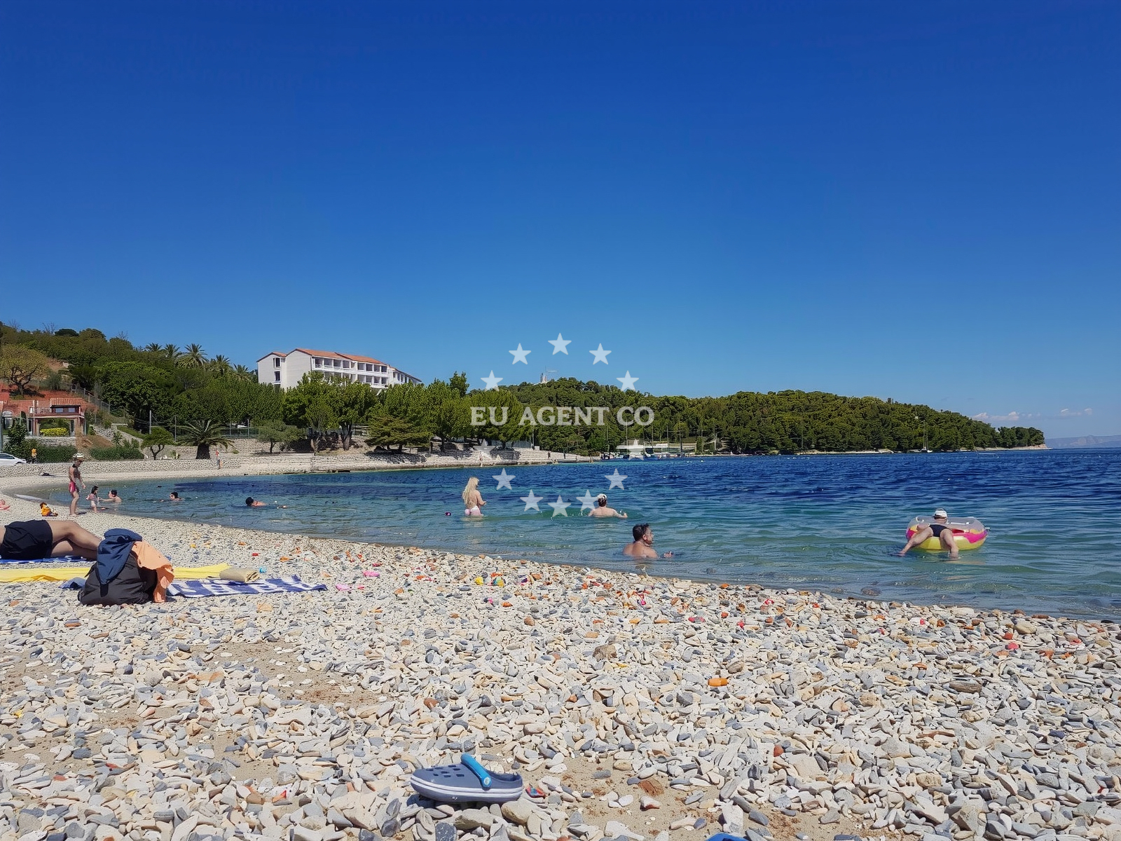 Sea and coastal view of Prirovo beach in Trg Patija 4, Vis