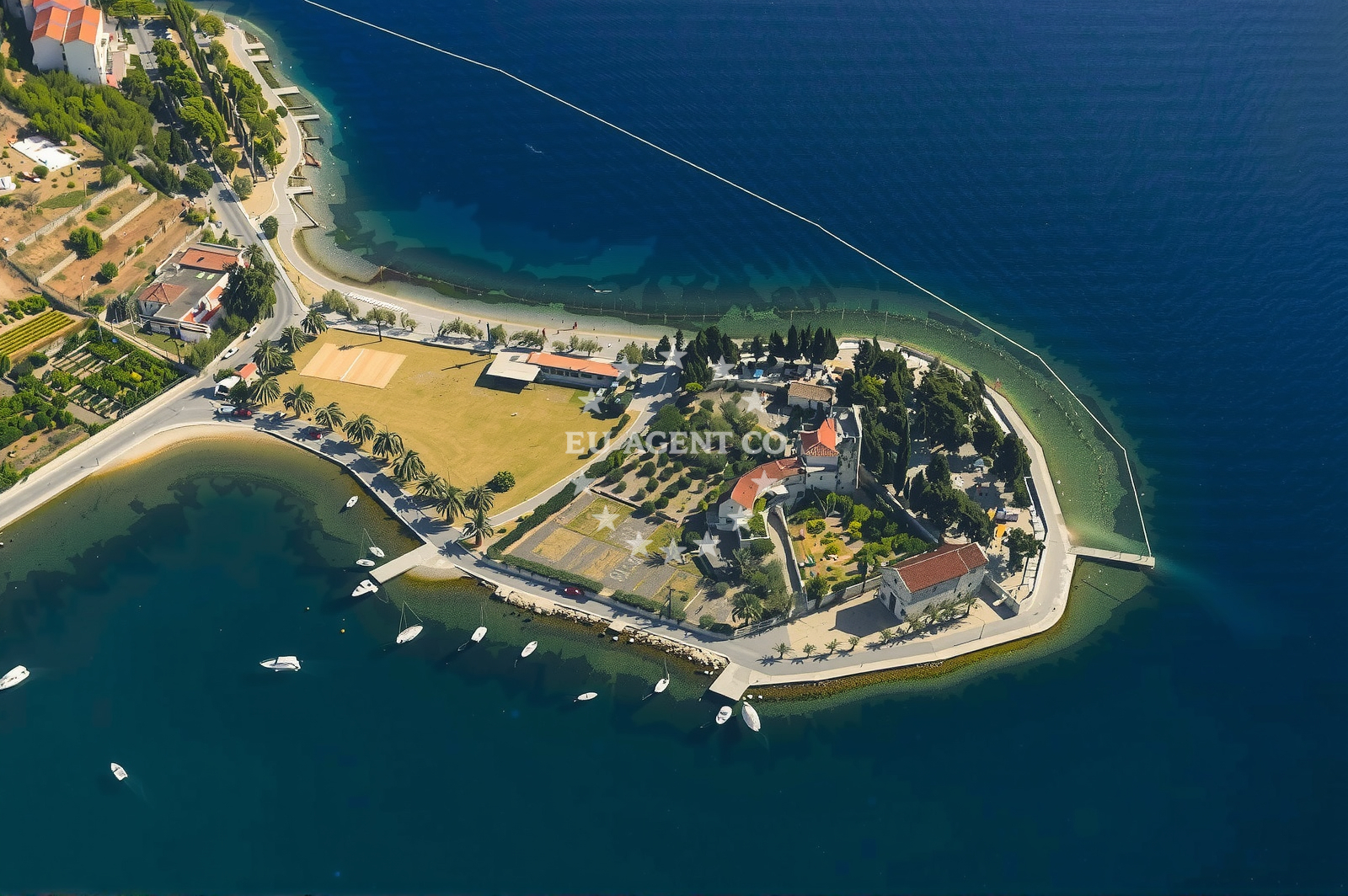 Additional view of Prirovo beach in Trg Patija 4, Vis
