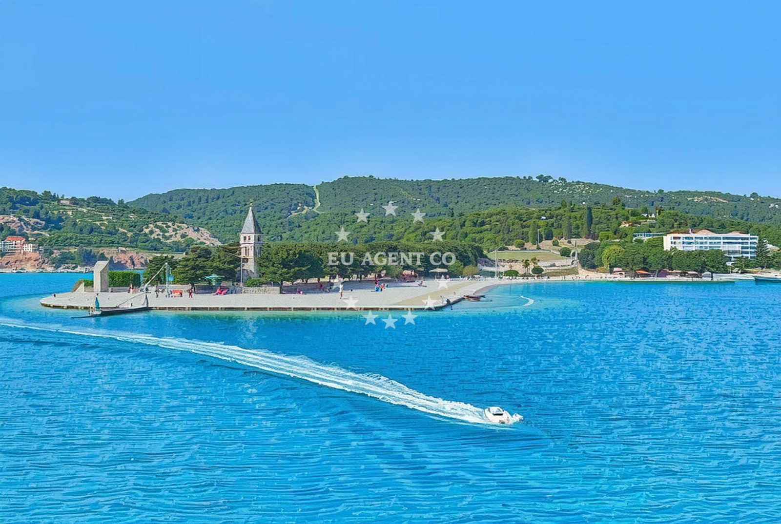 Additional view of Prirovo beach in Trg Patija 4, Vis