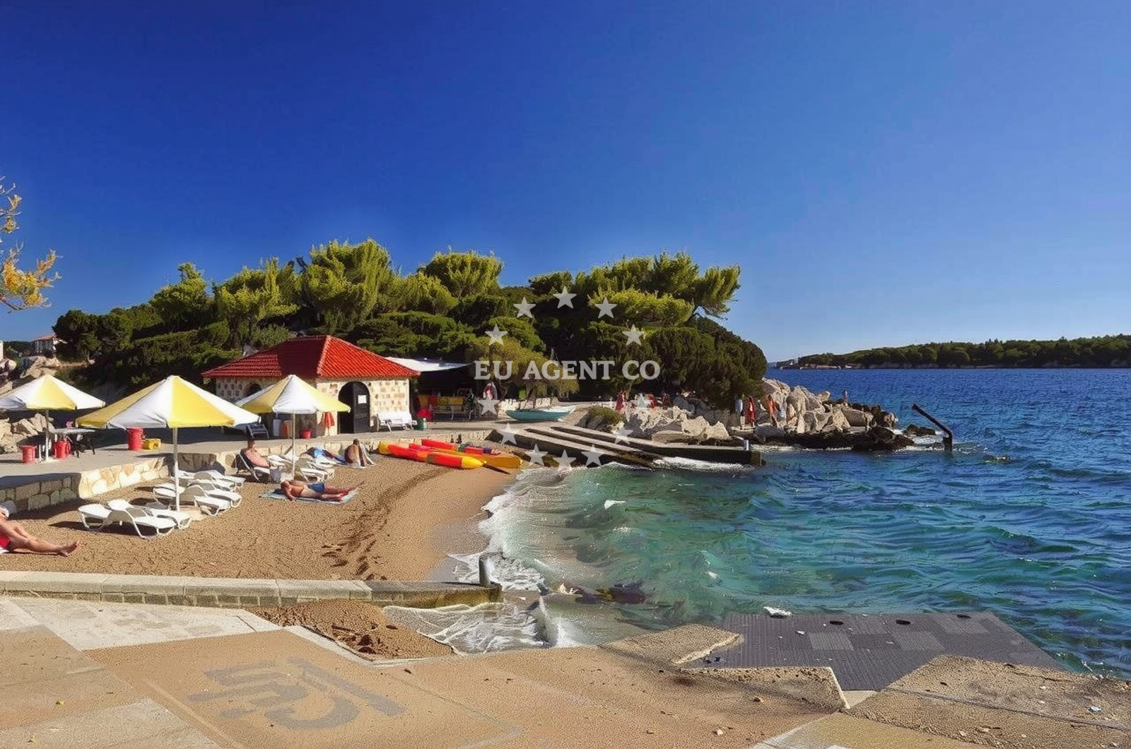 Shoreline and swimming area at Priscapac Beach