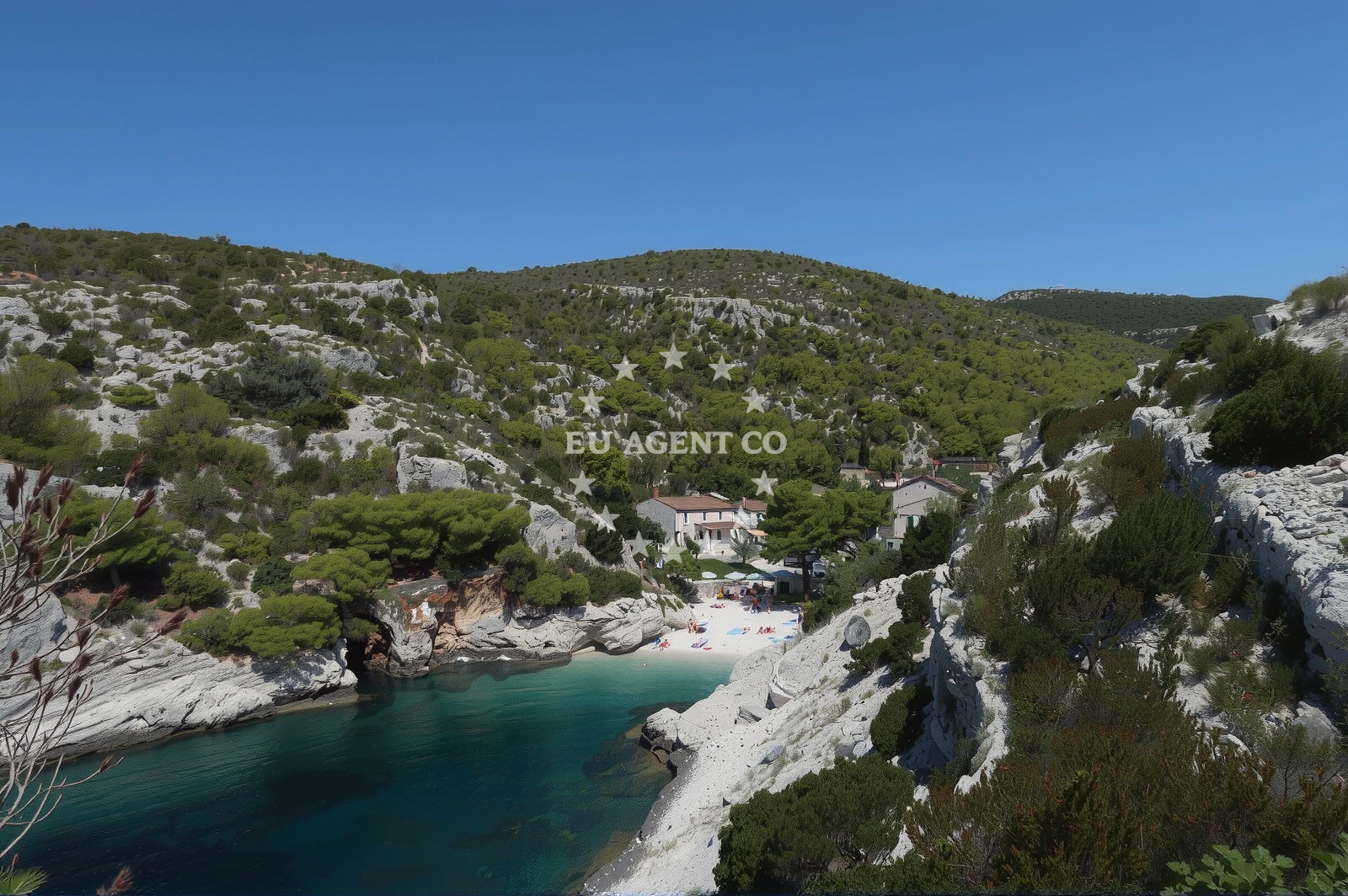 Additional view of Pritiscina beach in Riva sv. Mikule 7, Komiža