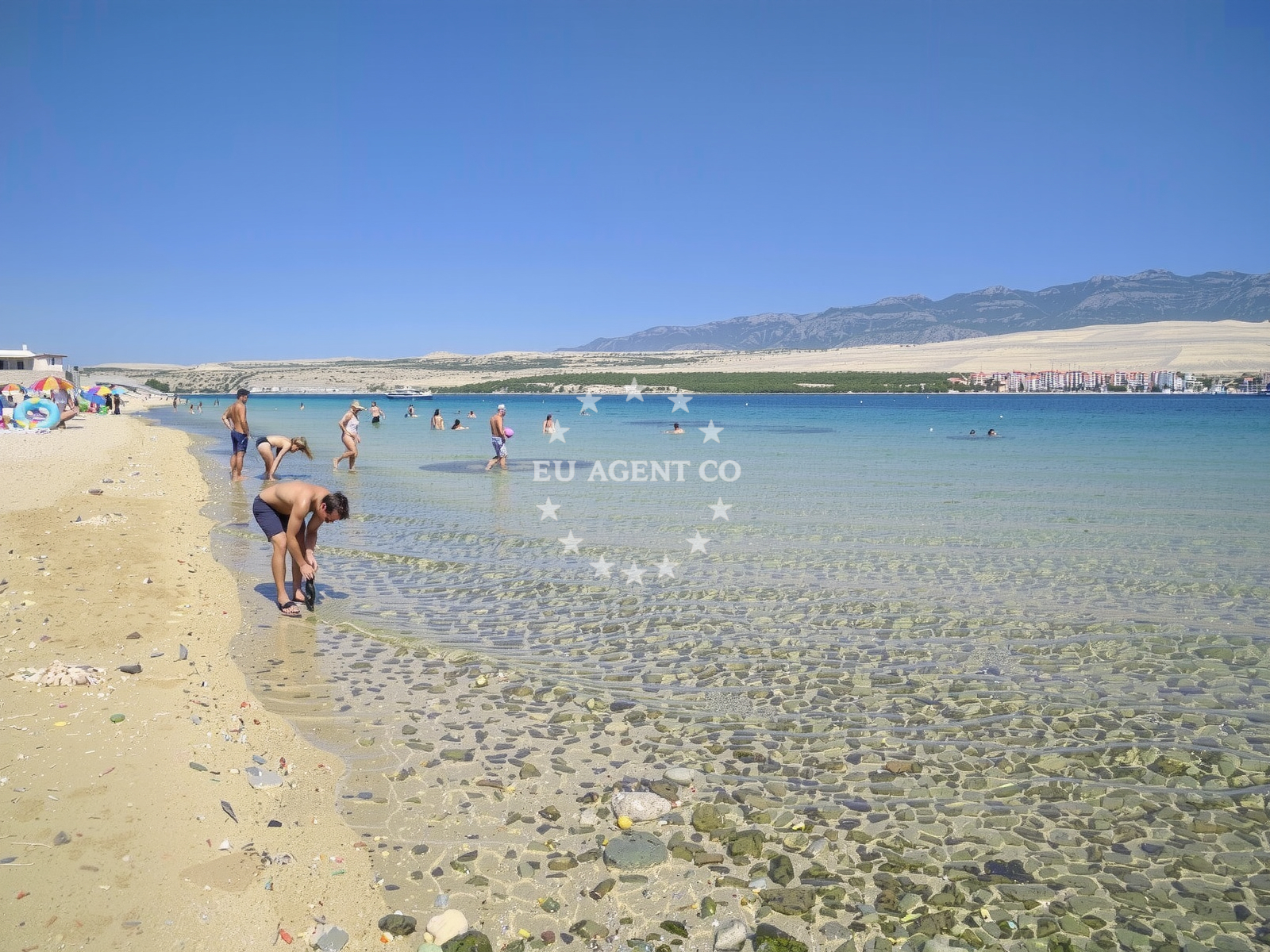 Sea and coastal view of Prnjica beach in Vidalići 47, Kustići
