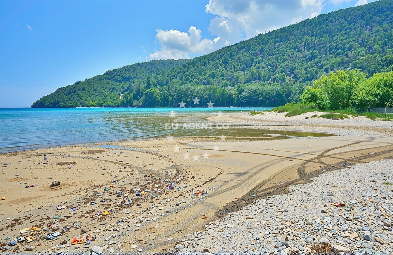 Additional view of Prtlog beach in Gondolići 20a, Labin