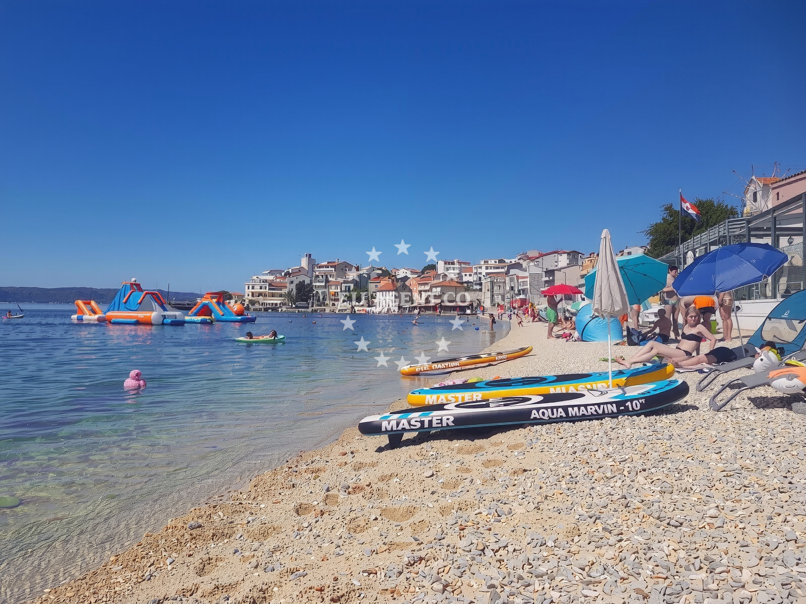 Beach facilities and surroundings at Punta beach