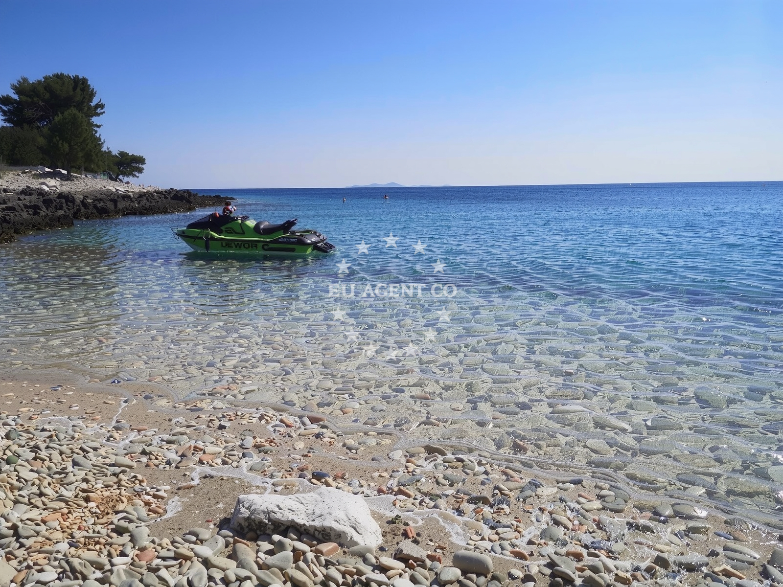 Shoreline and swimming area at Punta beach in Stracincica bb, Vela Luka