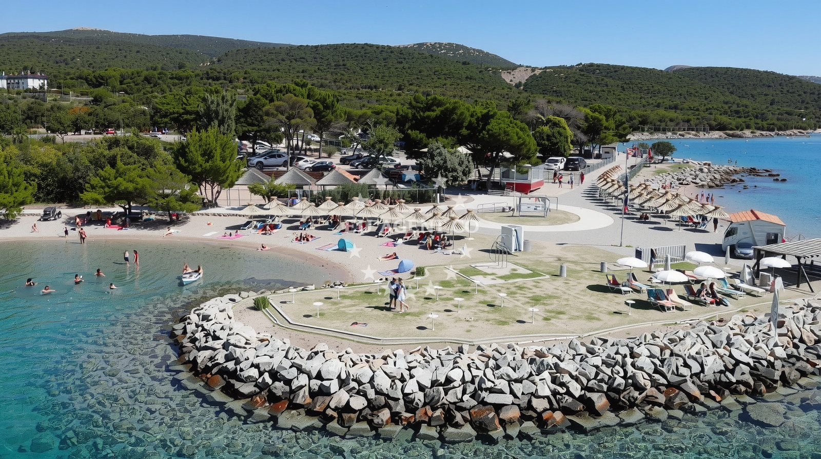 Beach facilities and surroundings at Punta Debi beach in Buka ulica 15, Punat