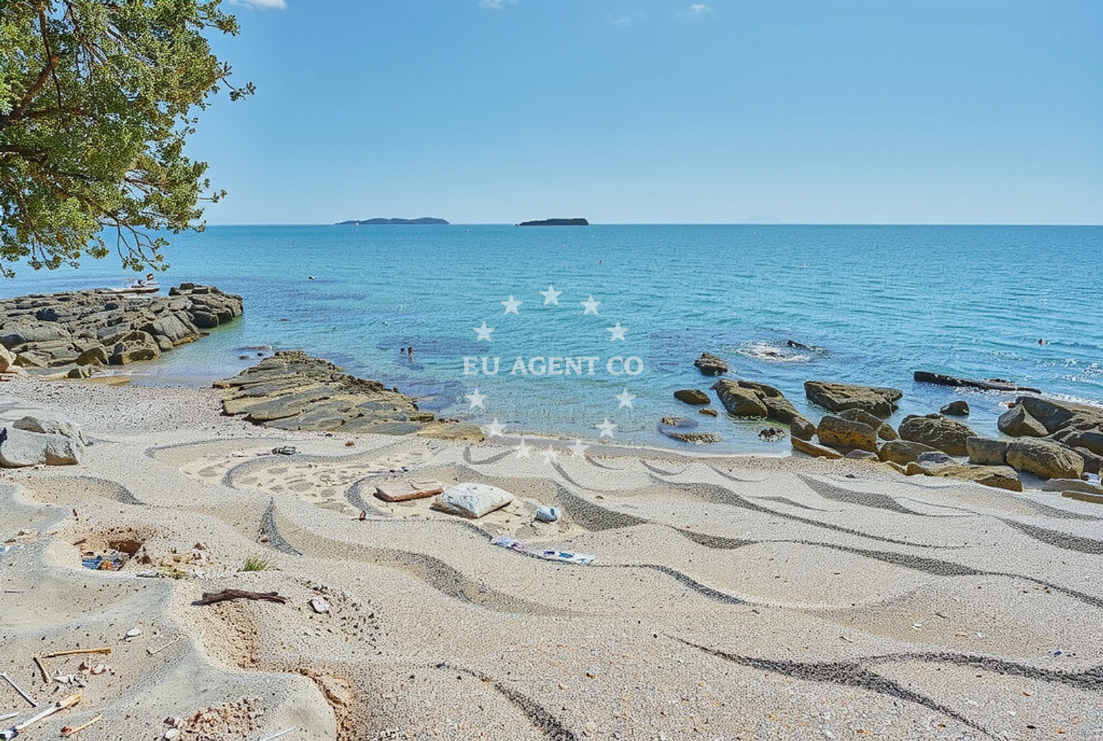 Beach facilities and surroundings at Punta Eva, Rovinj Beach in Punta Eva