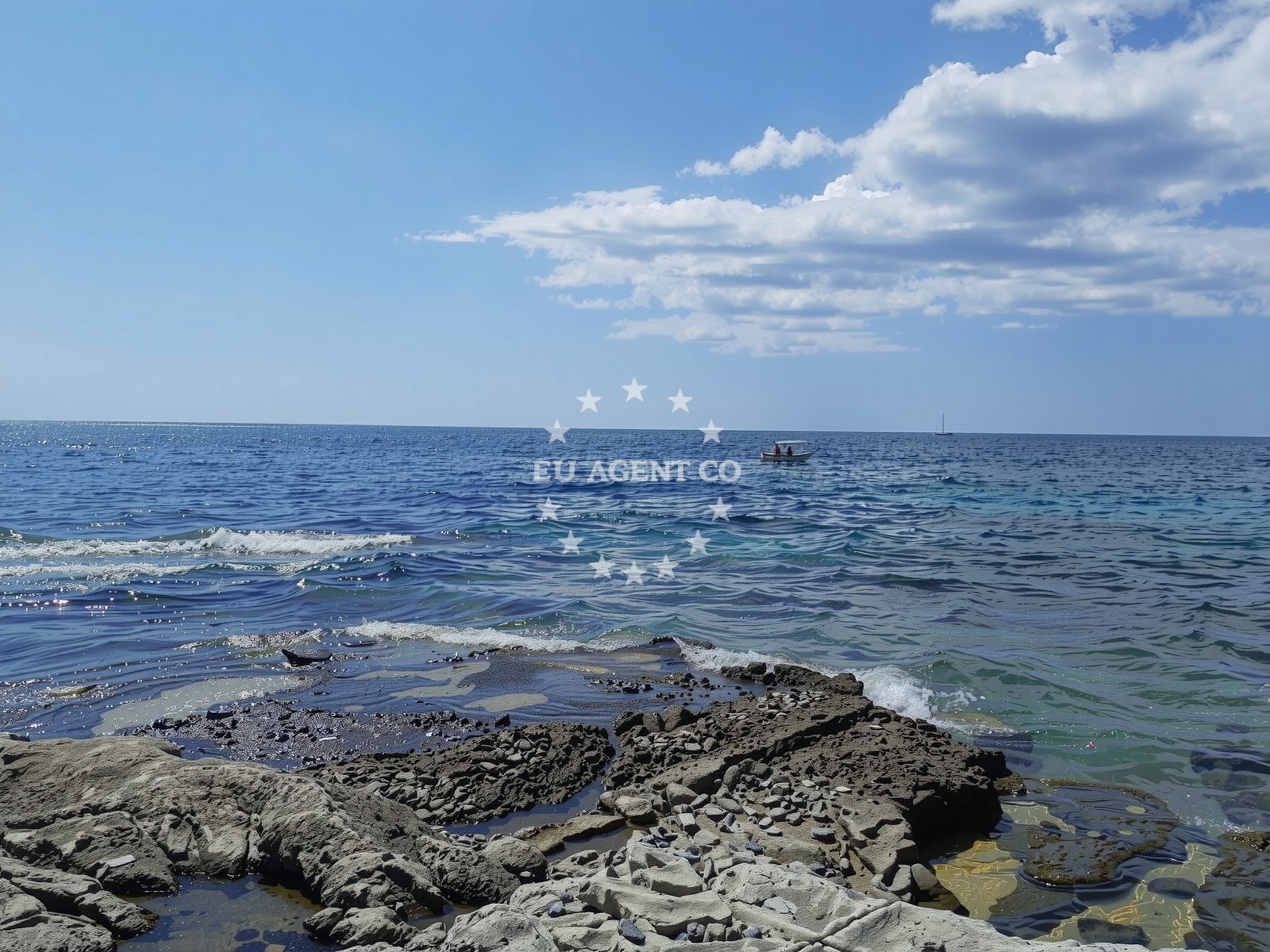 Additional view of Punta Križ beach in Monsena 1, Rovinj