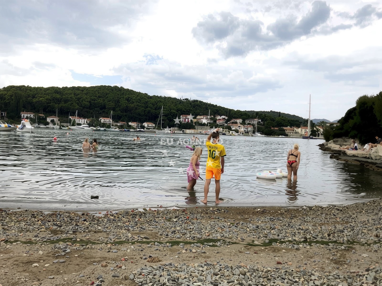 Beach facilities and surroundings at Punta Kriza beach in Dubrovačka Cesta 16 A, Korčula