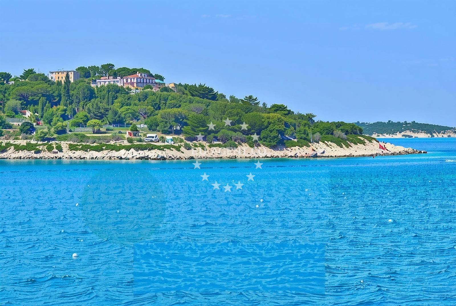 Shoreline and swimming area at Punta od biskupa (FKK), Vis (Vis) Beach in Punta od biskupa (FKK)