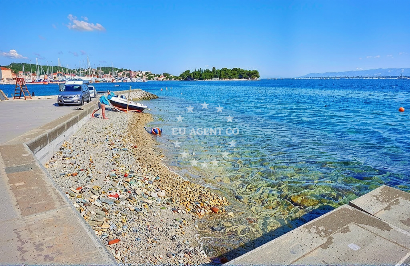 Beach facilities and surroundings at Punta, Preko (Ugljan) Beach in Punta