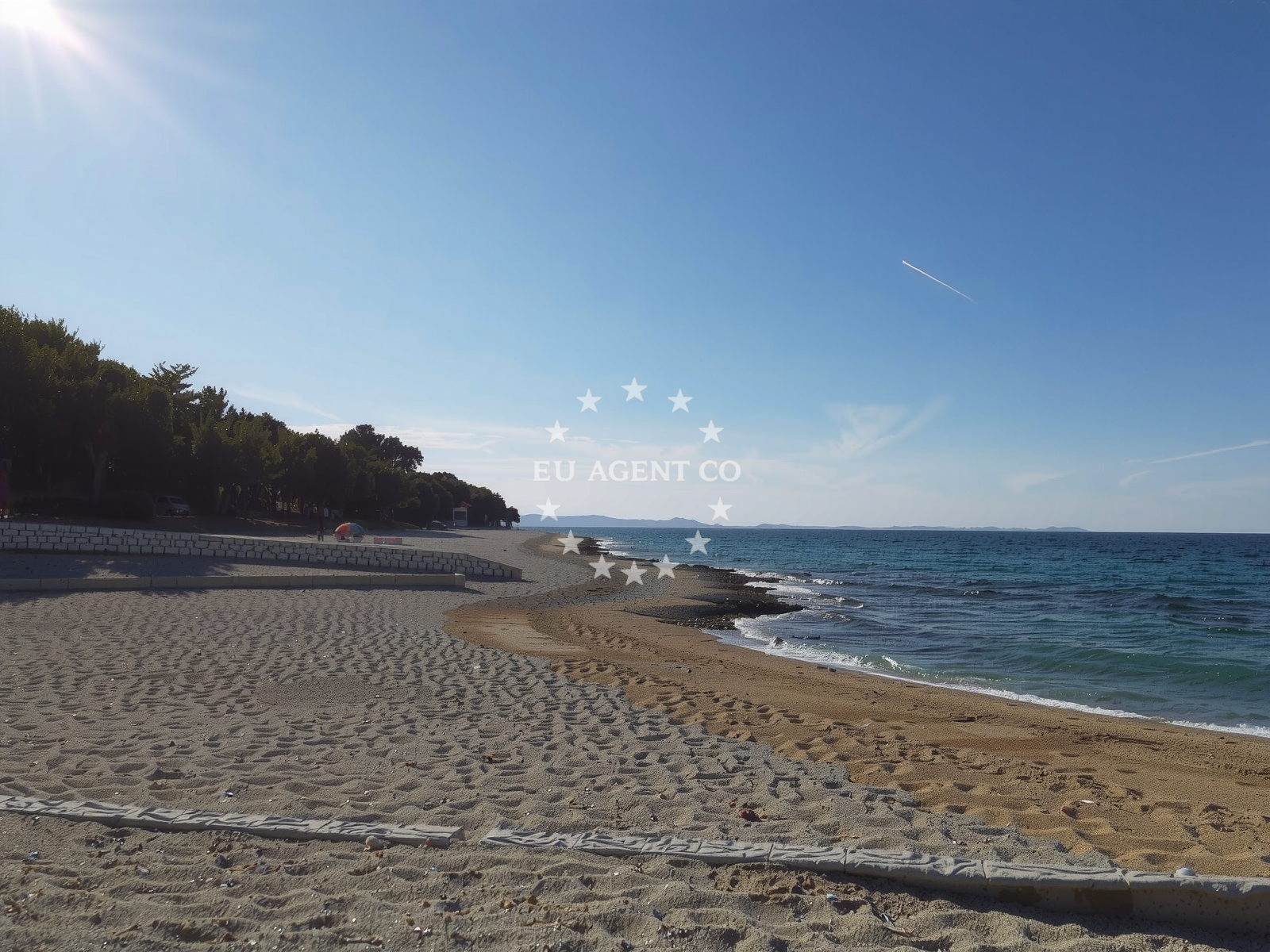 Shoreline and swimming area at Punta Skala beach II