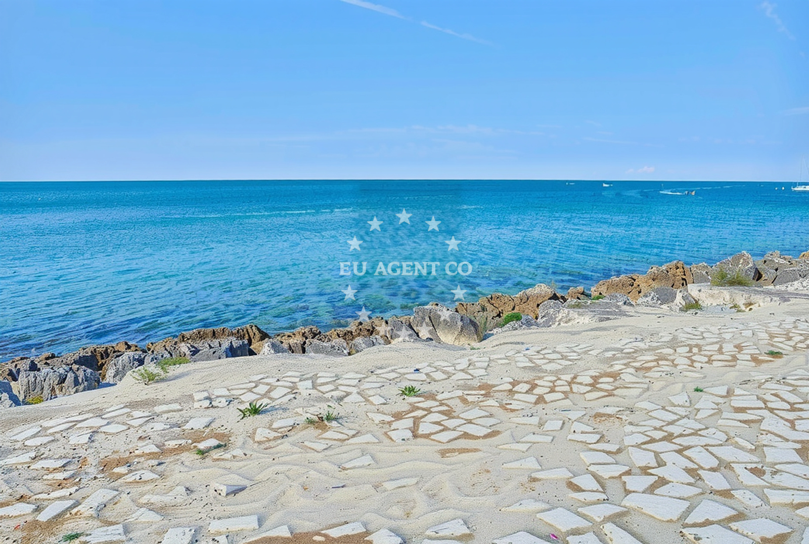 Beach facilities and surroundings at Punta Trole, Vrsar Beach in Punta Trole