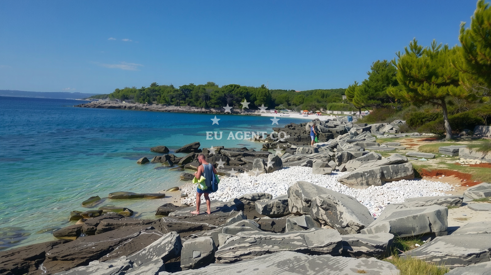 Additional view of Puntica beach in Šolova 2, Sumartin