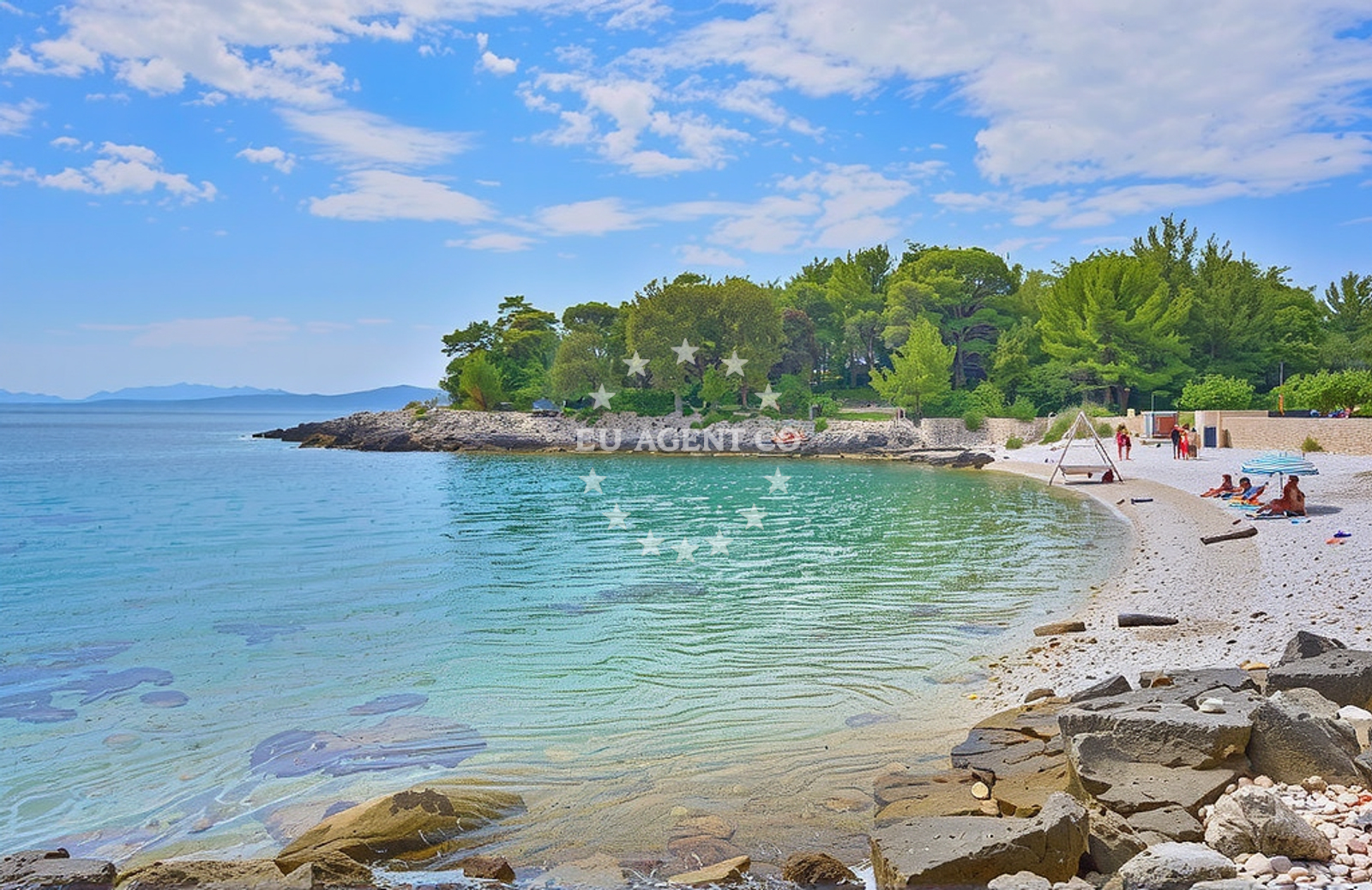 Additional view of Puntica beach in Šolova 2, Sumartin