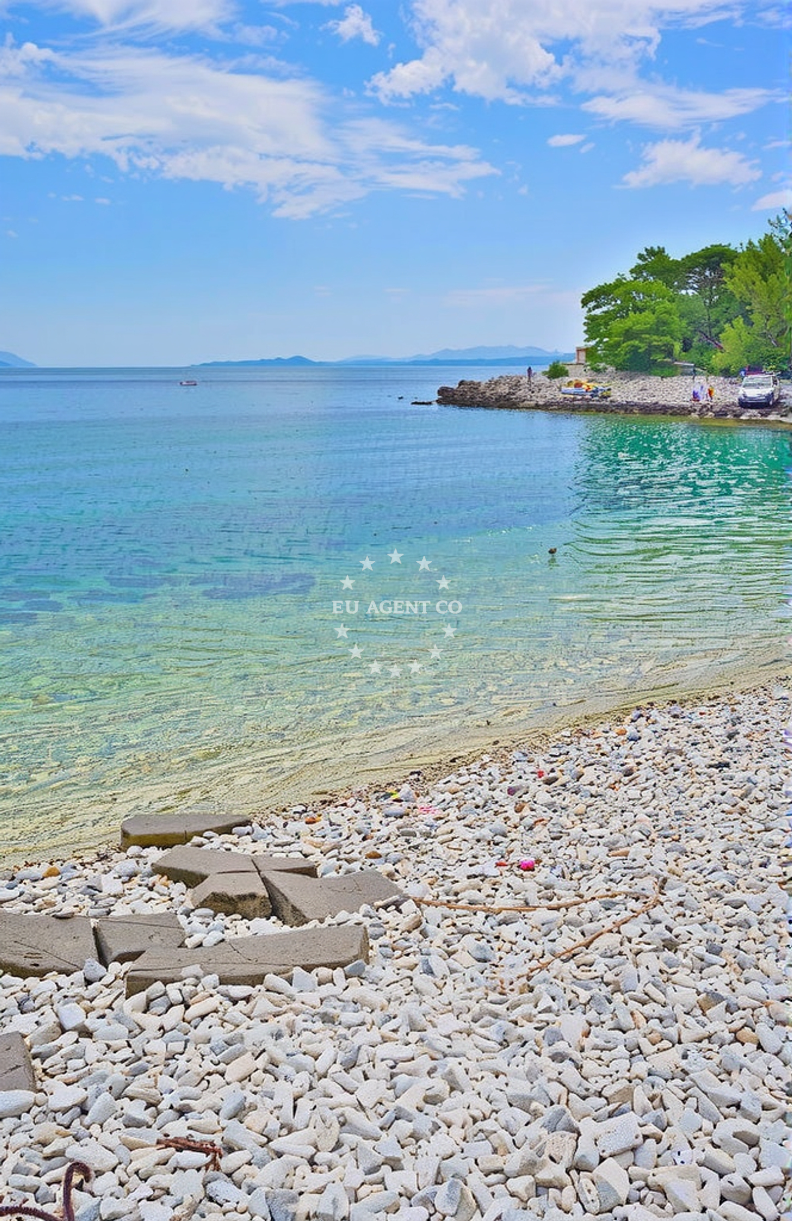 Additional view of Puntica beach in Šolova 2, Sumartin