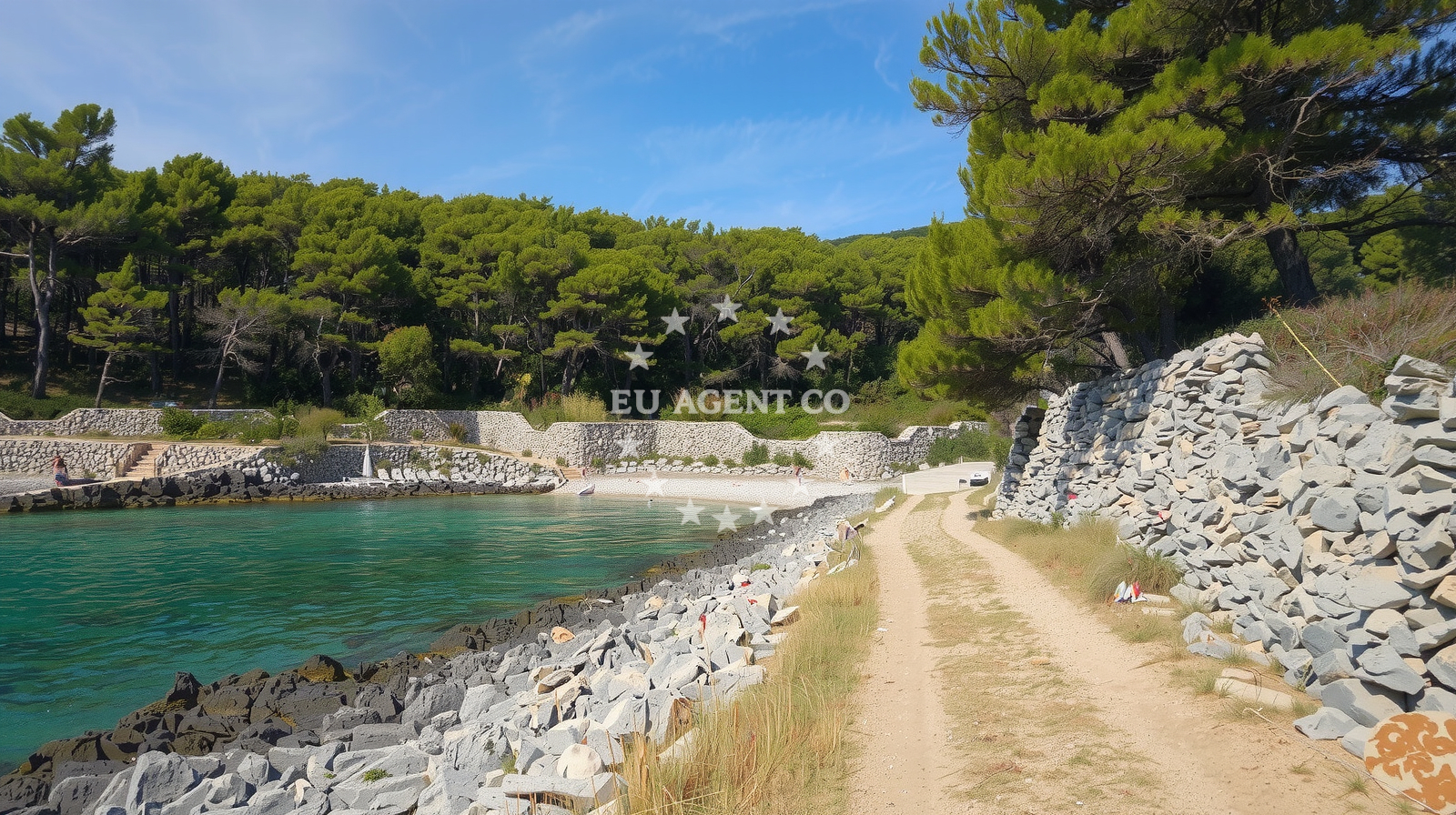 Sea and coastal view of Puntica II beach in Put Pojatice, Sumartin